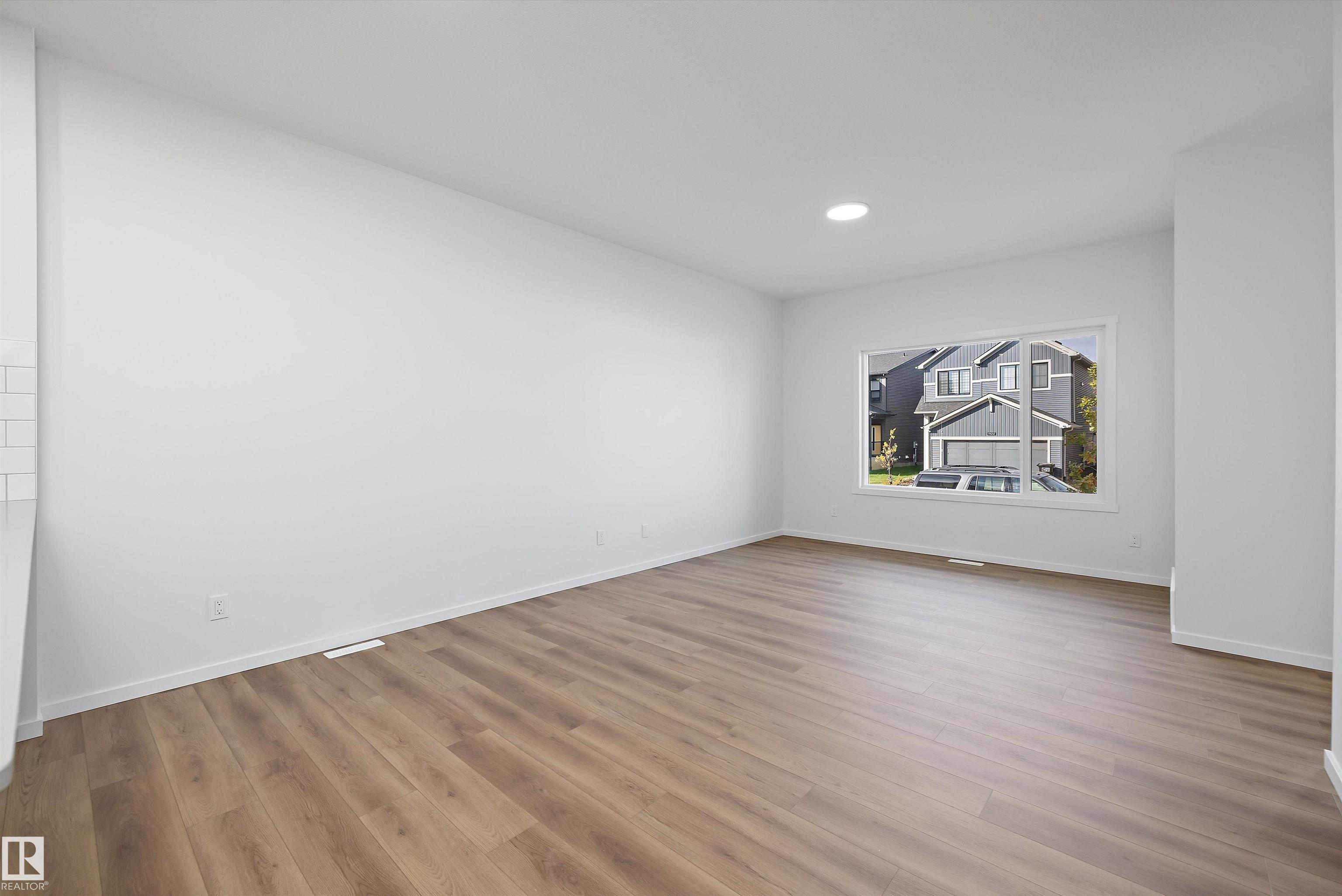 Photo 10 at 9103 Elves Loop NW, Edgemont, Edmonton