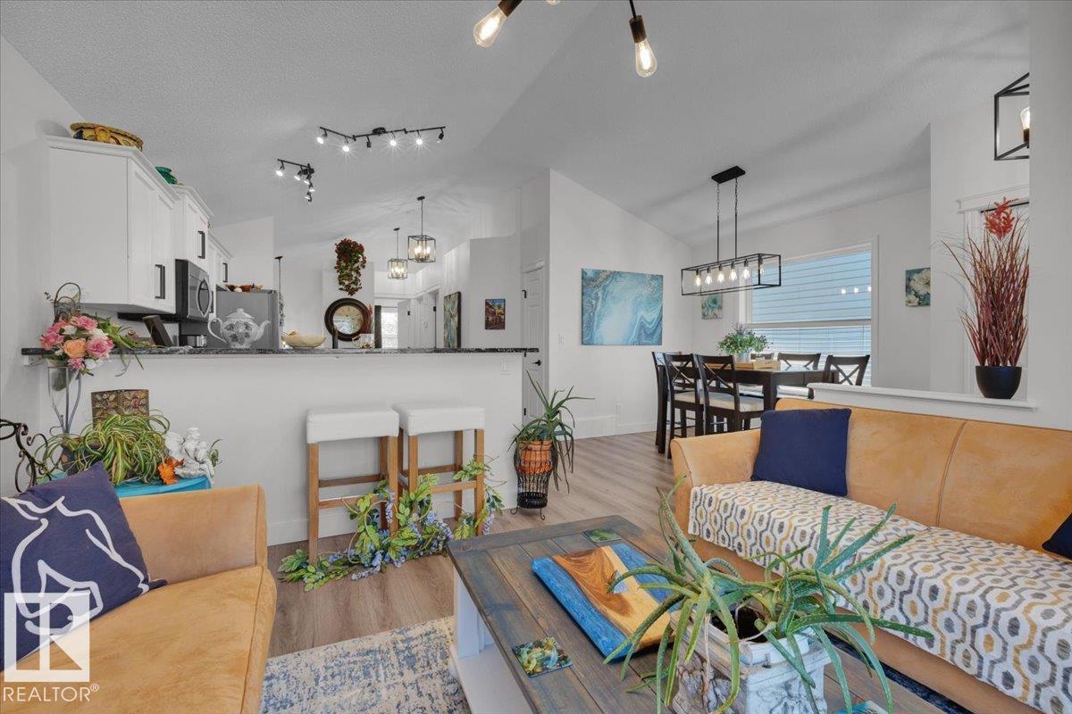 Picture for 7608 15 AV SW