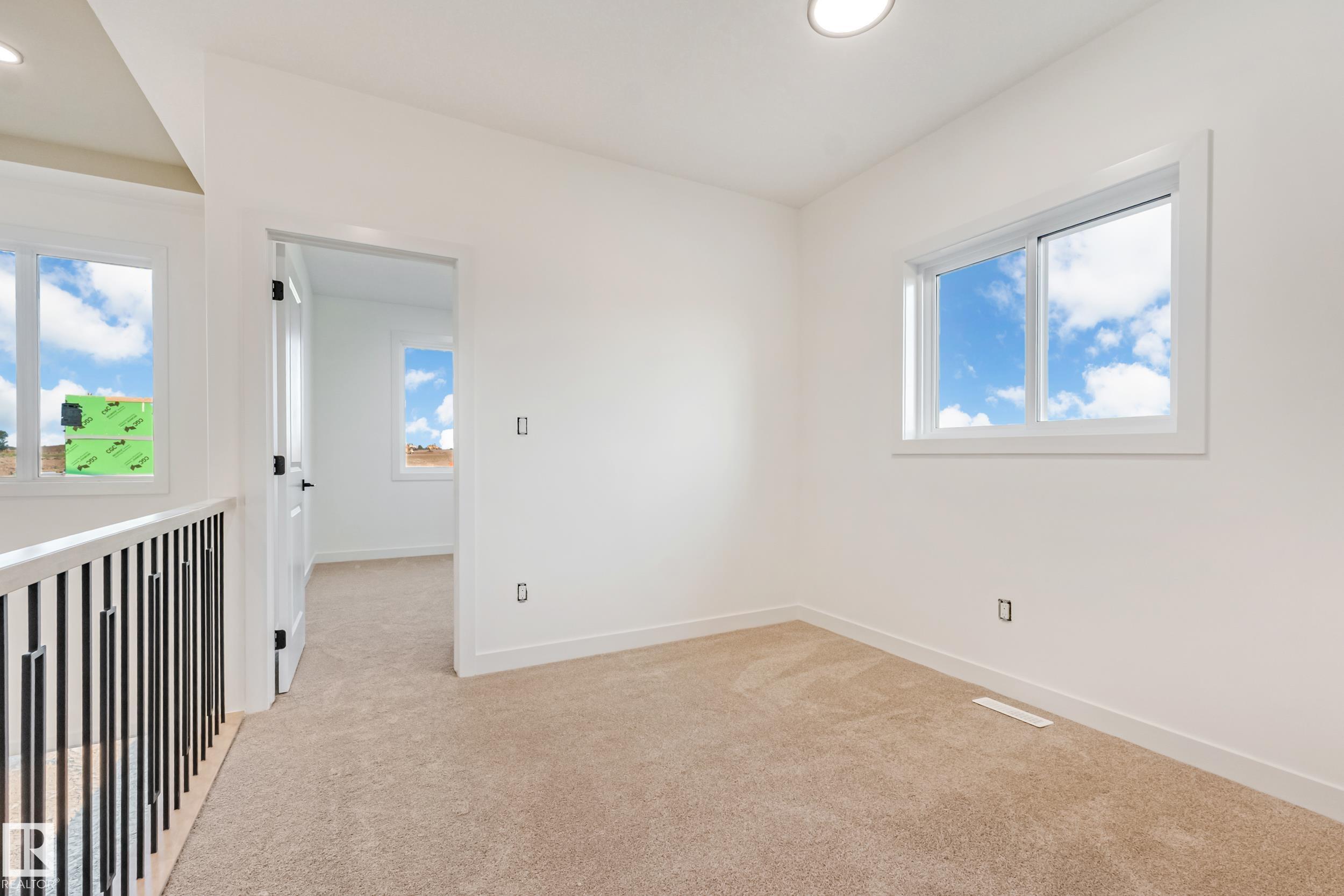 https://zimg.paragon.ice.com/ParagonImages/Property/PM/RAE/225423585/24/0/0/606332fe9eab9a063cc6a137fe082d7a/1/85237072c2b18cba95dd384de0d7096d/225423585-c6a7d026-6953-4e1b-ba92-33995ede3455.JPG