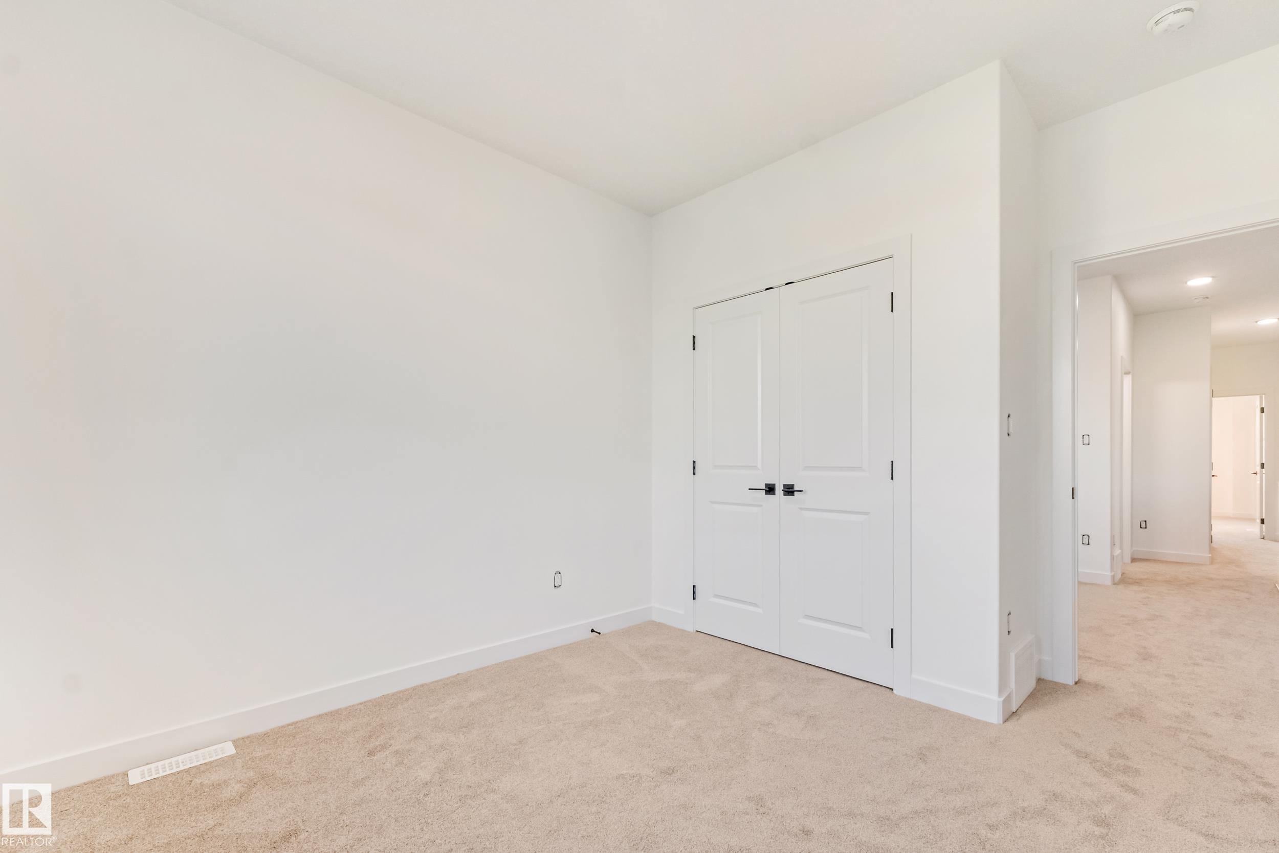 https://zimg.paragon.ice.com/ParagonImages/Property/PM/RAE/225423585/43/0/0/9b9b12225f4cd6992557e96283f4c9fd/1/85237072c2b18cba95dd384de0d7096d/225423585-f86ff6ec-a7b9-407c-bcaa-97db9091573c.JPG