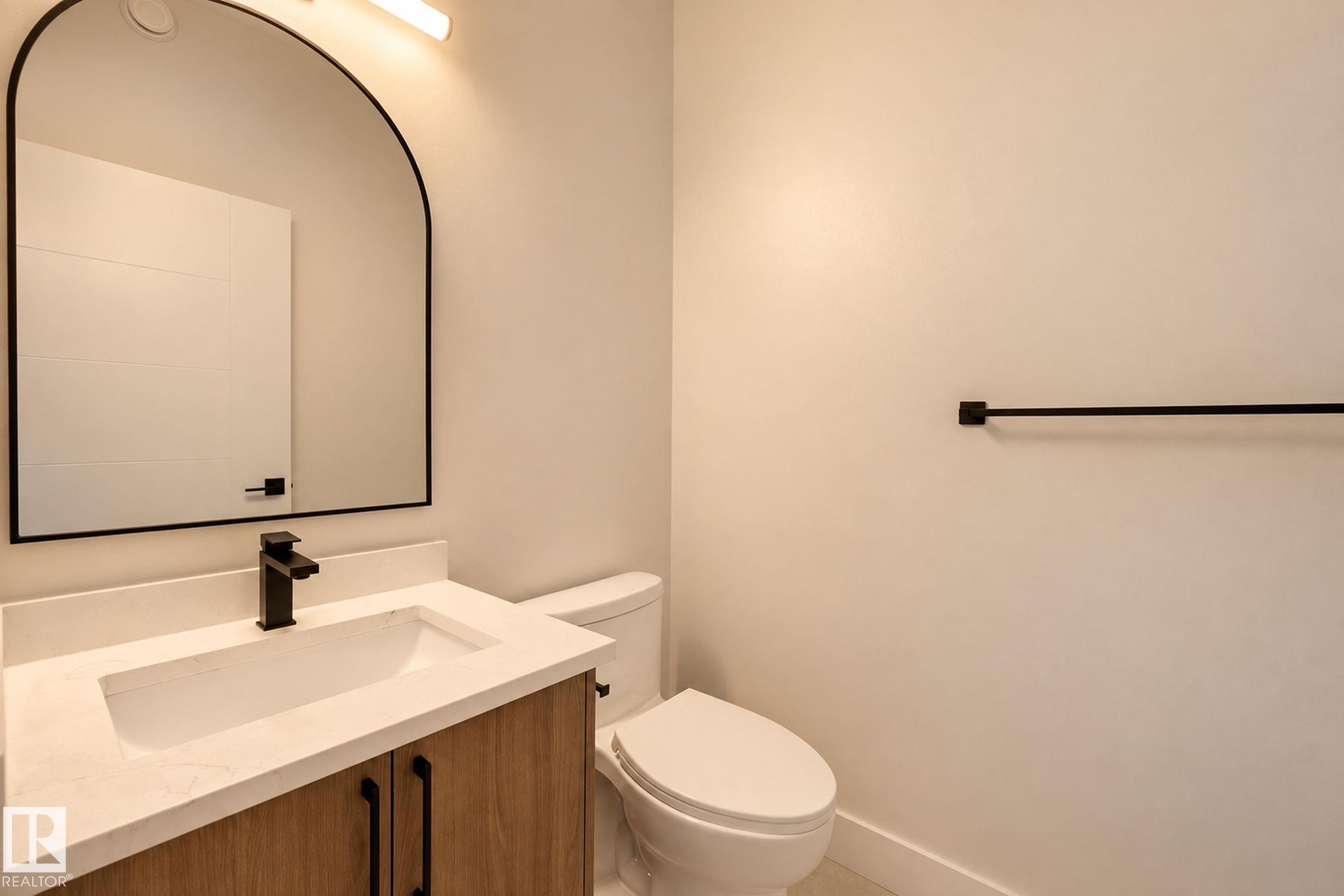 Photo 21 at 11320 91 Street NW, Alberta Avenue, Edmonton