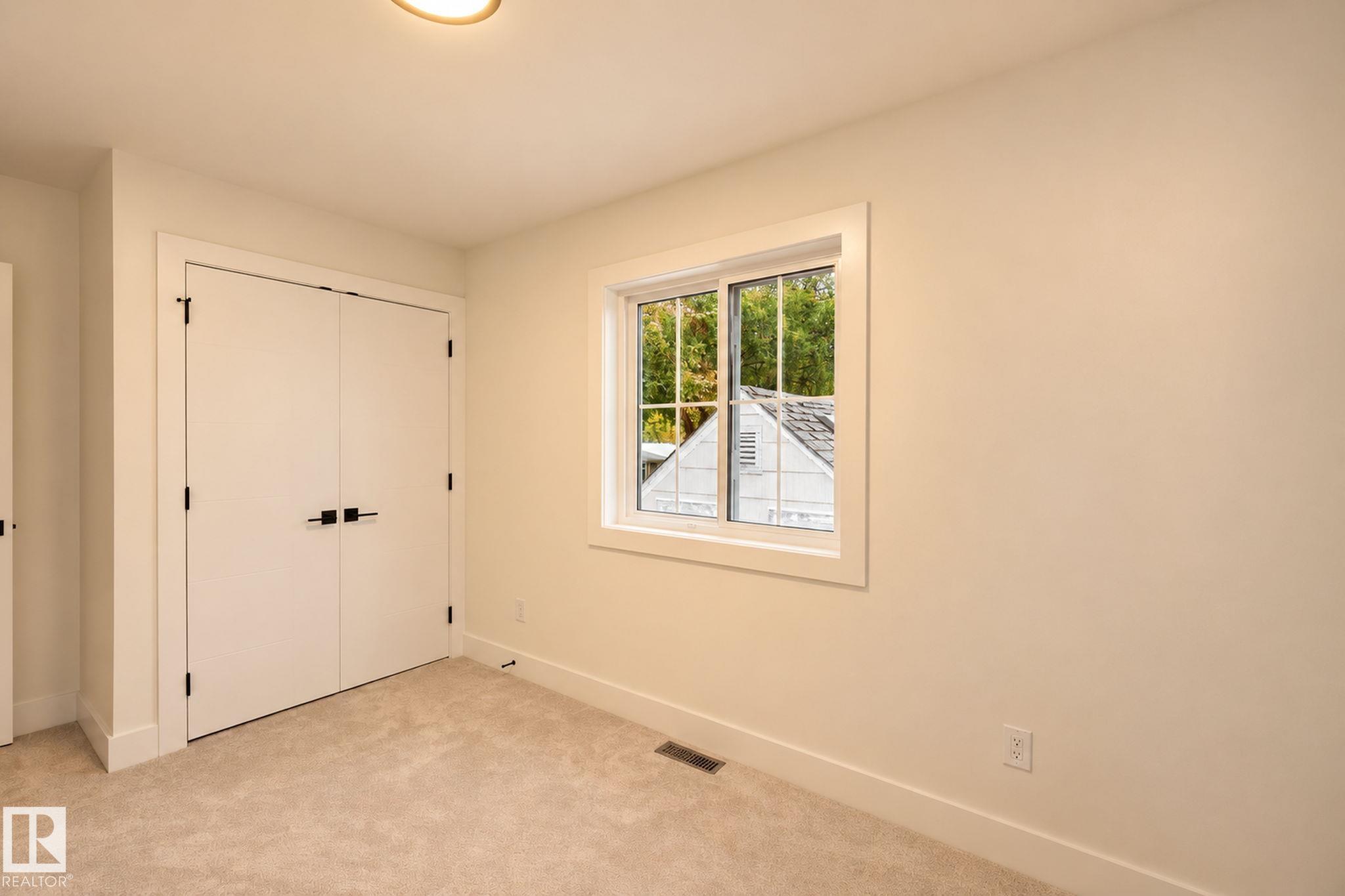 Photo 32 at 11320 91 Street NW, Alberta Avenue, Edmonton