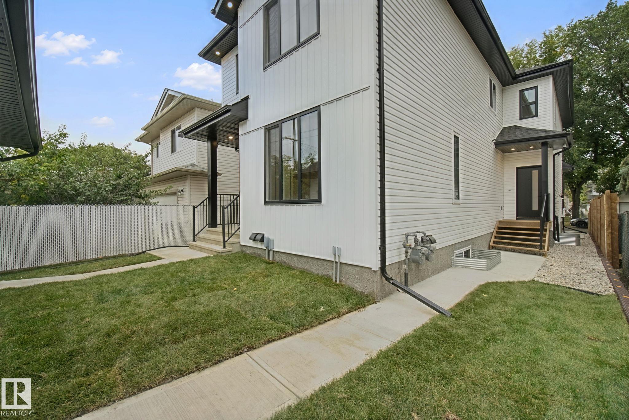 Photo 41 at 11320 91 Street NW, Alberta Avenue, Edmonton
