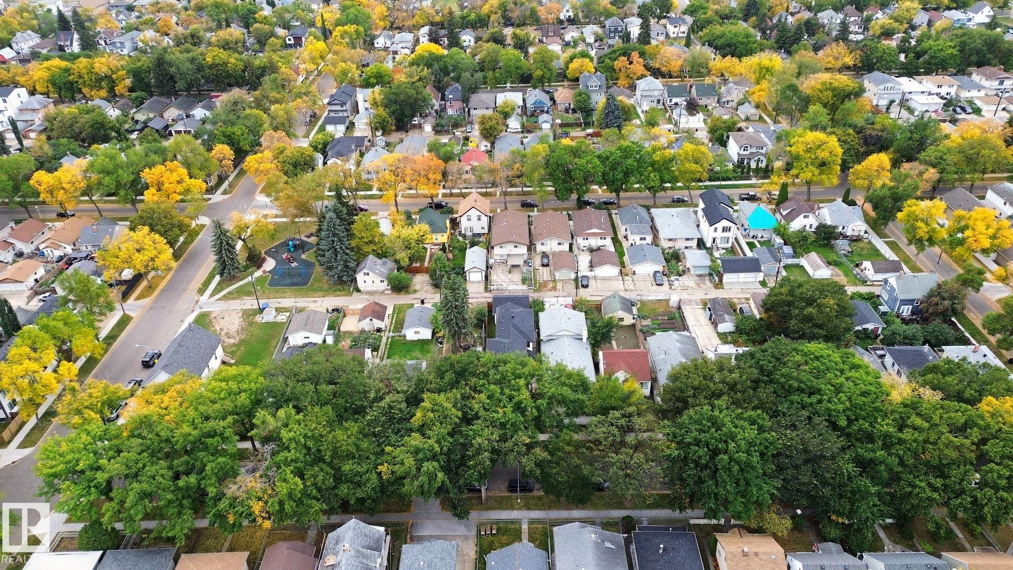 Photo 46 at 11320 91 Street NW, Alberta Avenue, Edmonton
