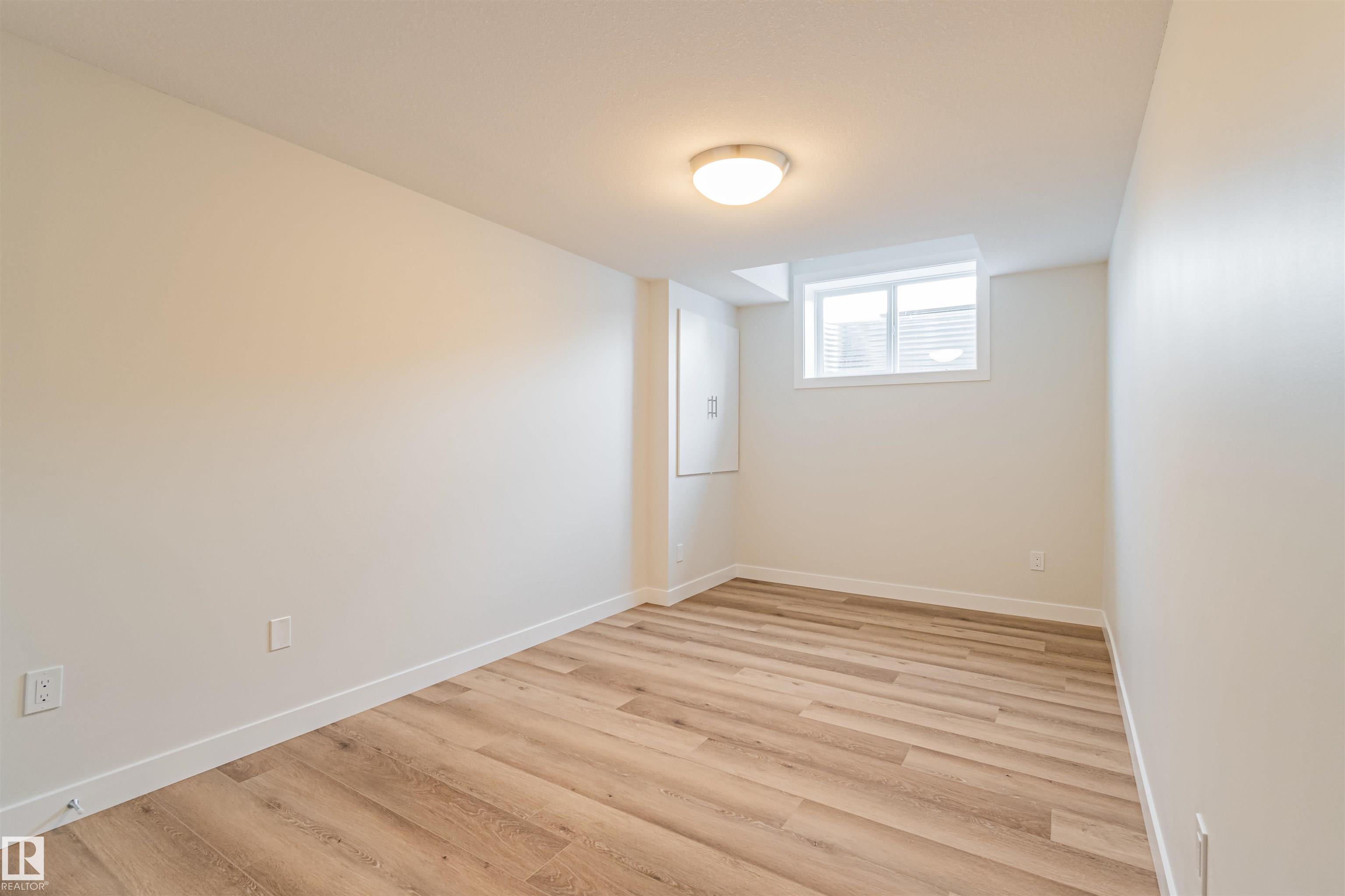 Photo 33 at 12117 85 Street NW, Eastwood, Edmonton