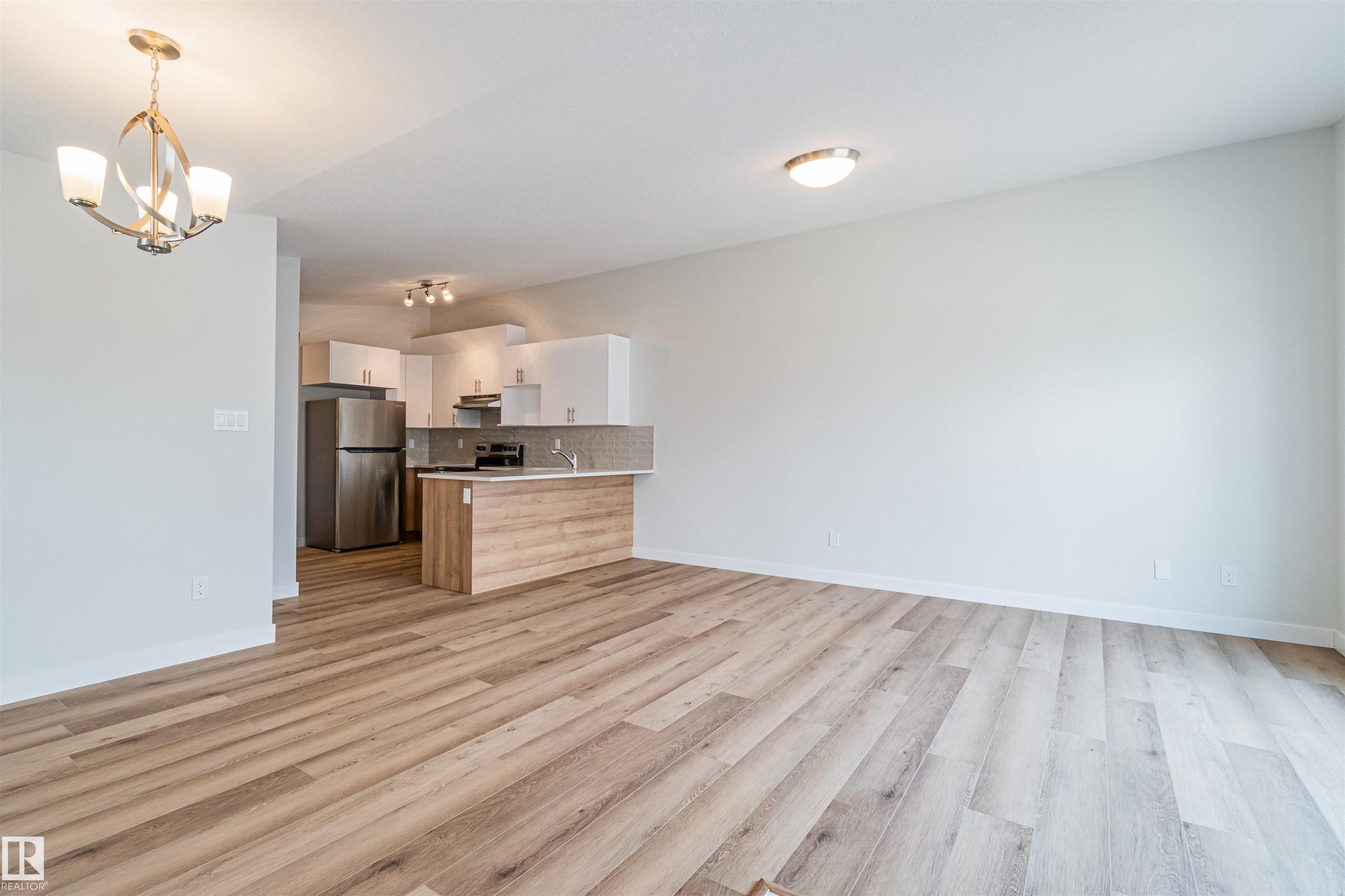 Photo 7 at 12117 85 Street NW, Eastwood, Edmonton