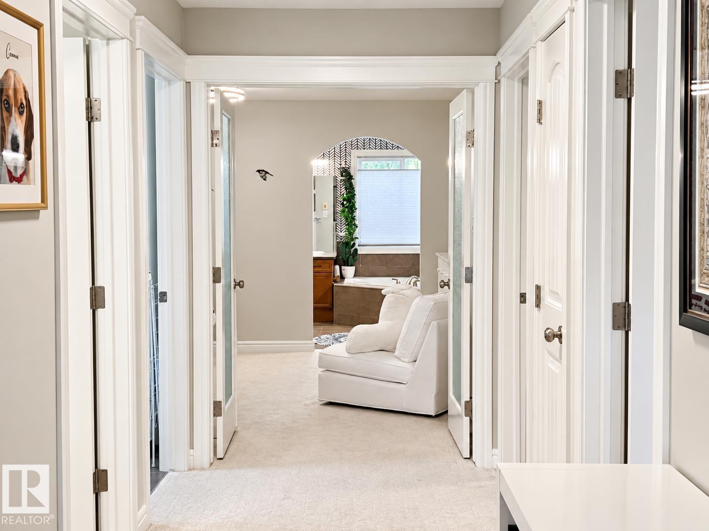 https://zimg.paragon.ice.com/ParagonImages/Property/PM/RAE/225423635/13/0/0/8e2de204ed50e461a87ebc11b90d111e/1/20478d4b0edb249c8610e1be972c81e8/225423635-be6c7704-a520-4ed3-a46b-88e7cbfad8a5.JPG