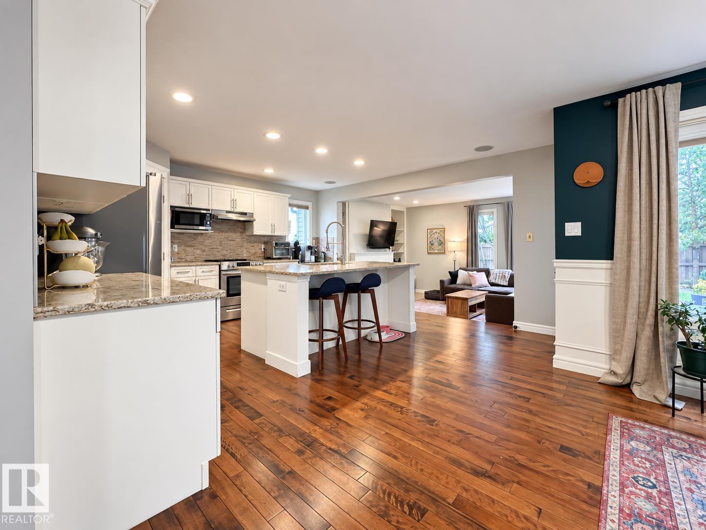 Picture for 8431 SLOANE CR NW