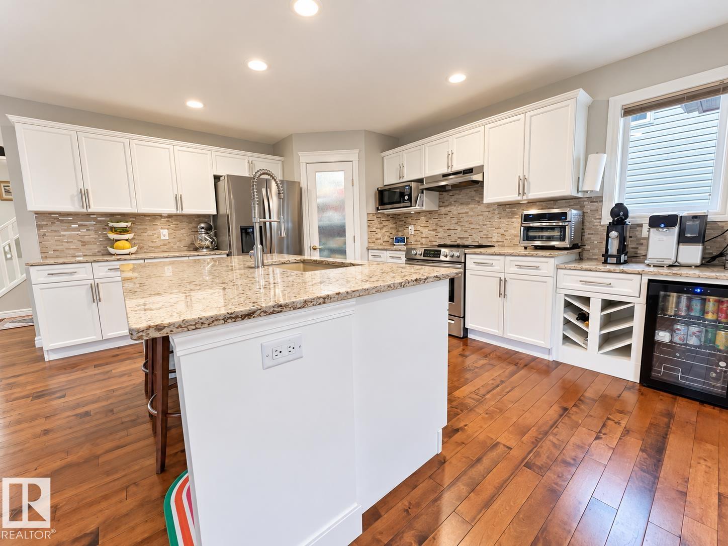 Picture for 8431 SLOANE CR NW