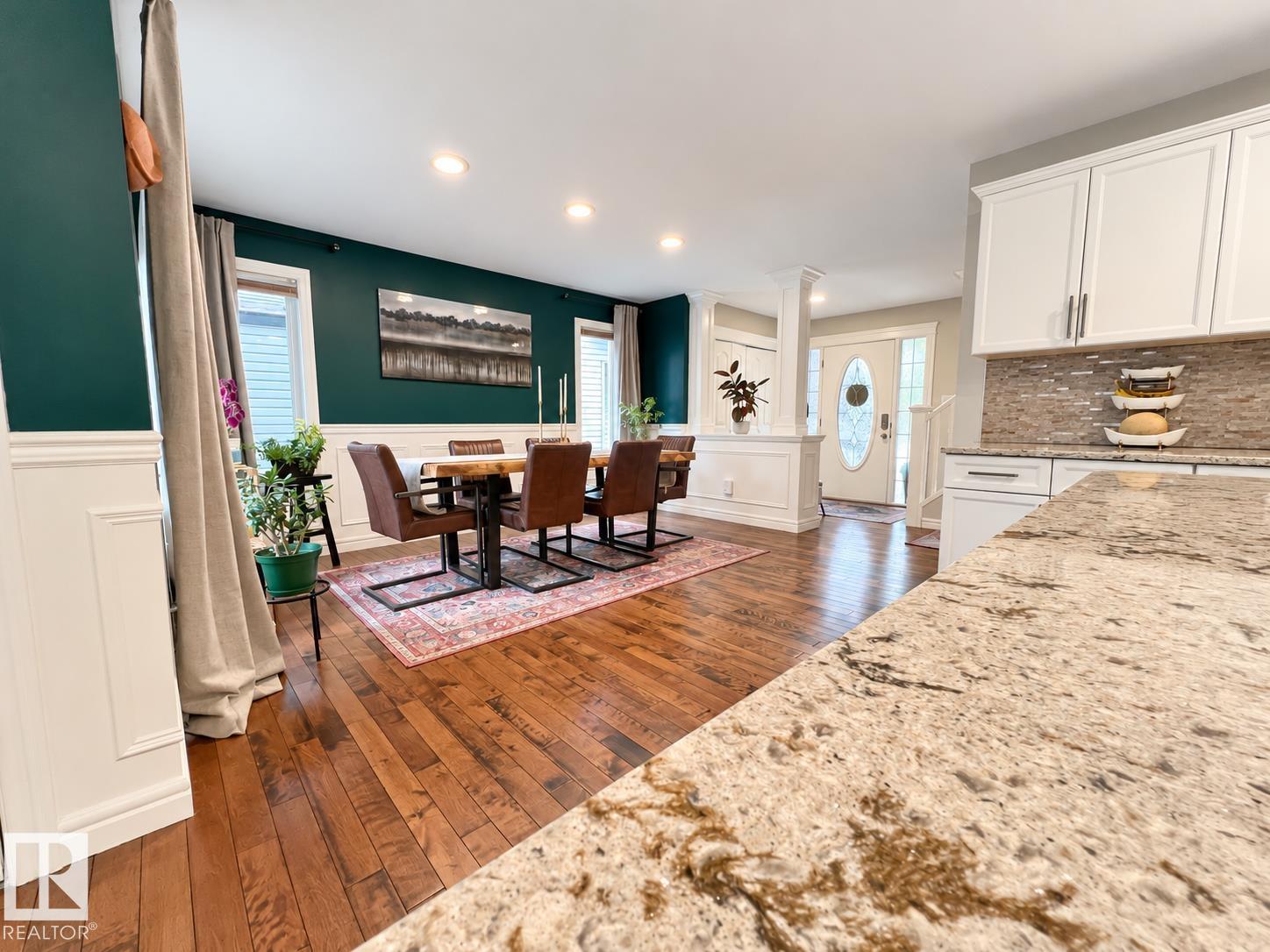 https://zimg.paragon.ice.com/ParagonImages/Property/PM/RAE/225423635/8/0/0/4eb9c6f49e8079c2b6818332e47ea473/1/20478d4b0edb249c8610e1be972c81e8/225423635-e62c6950-0456-4ffc-bce8-f36f913ce5e9.JPG