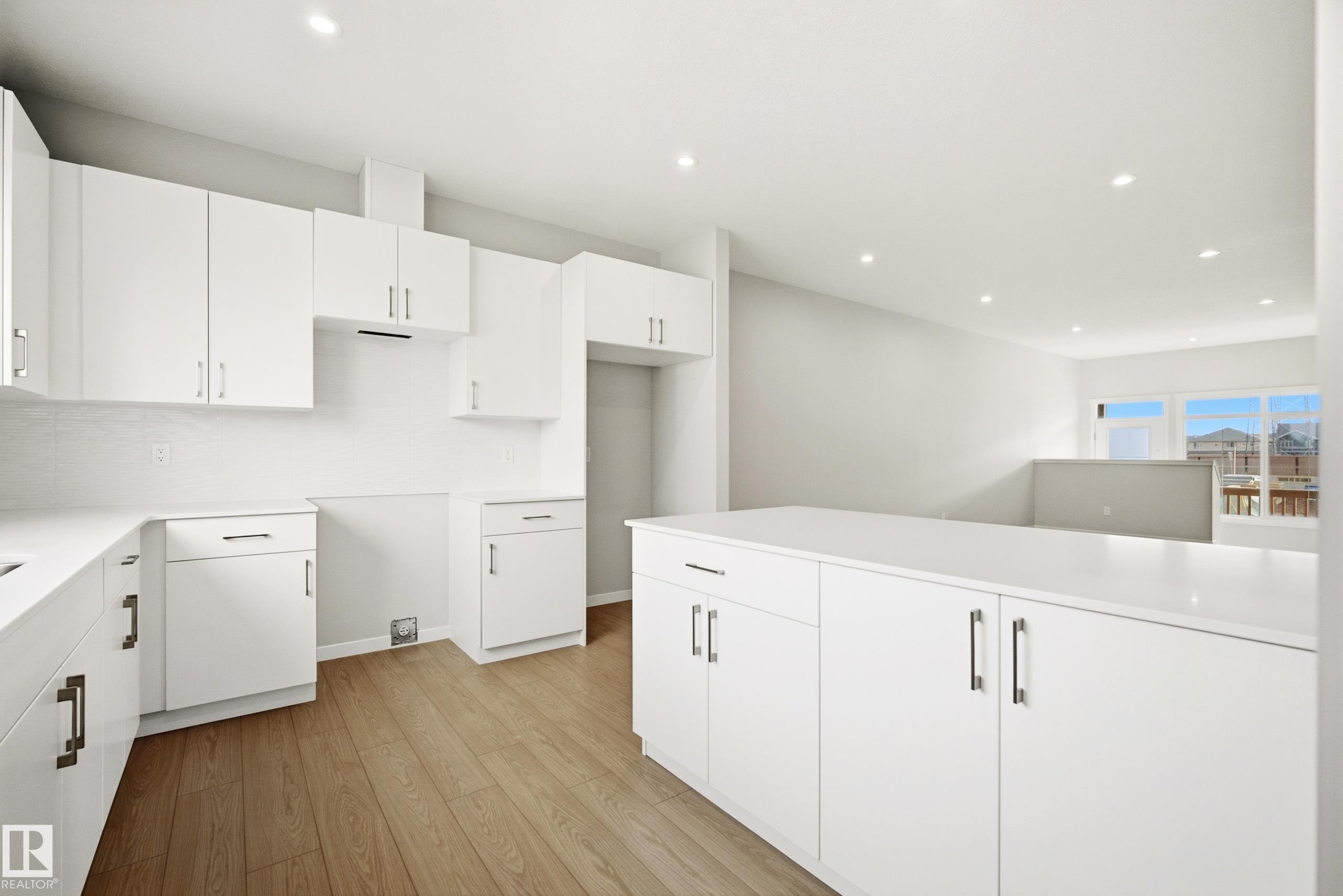 Photo 12 at 19616 30 Avenue NW, The Uplands, Edmonton