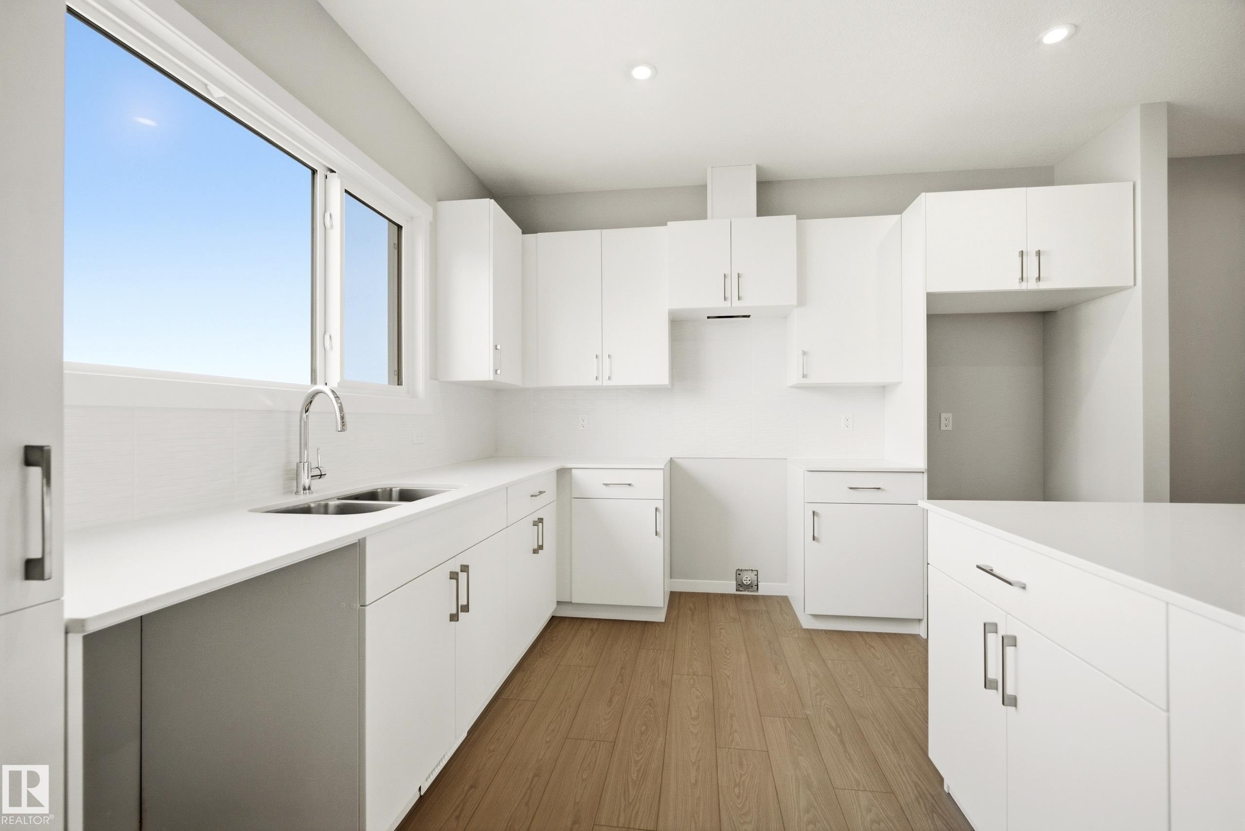 Photo 13 at 19616 30 Avenue NW, The Uplands, Edmonton