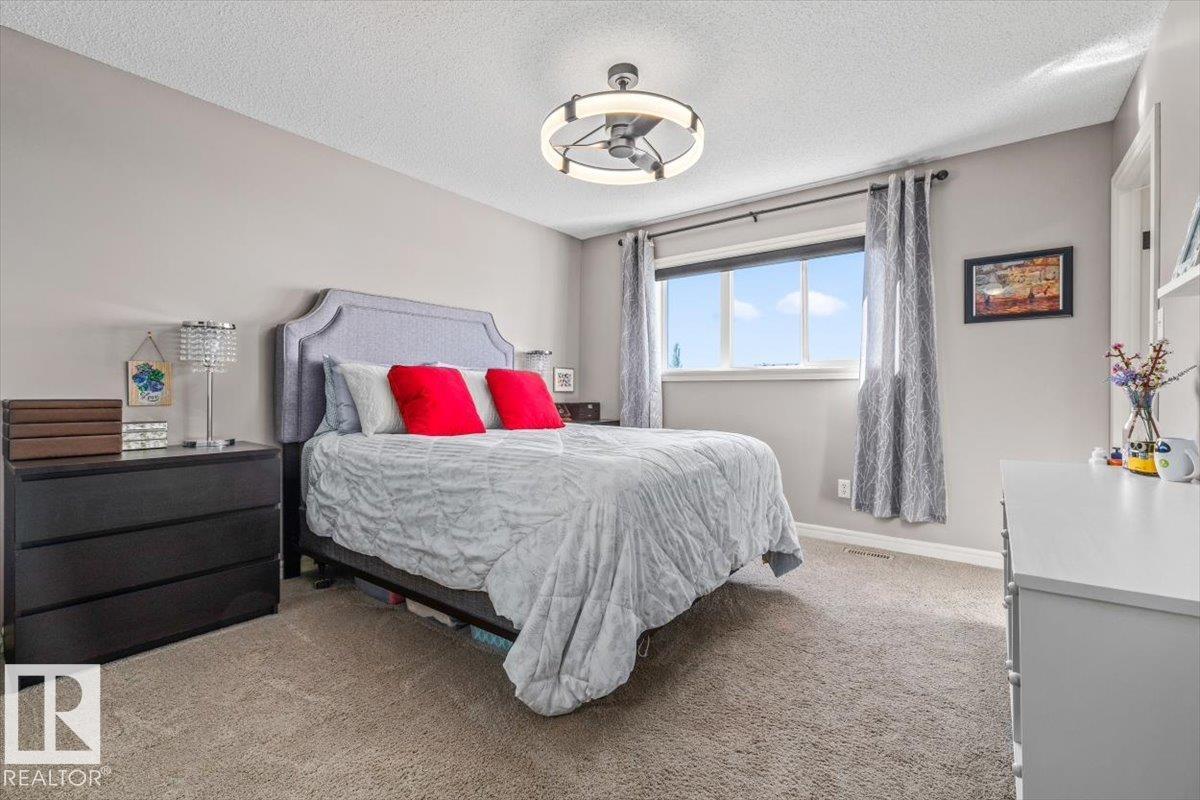 https://zimg.paragon.ice.com/ParagonImages/Property/PM/RAE/225423788/27/0/0/308faf67c36e95e212528c11ee94889d/1/2797dad0c73e9c4eb263ed2772f9b1a9/225423788-47c8e7f7-70d0-4e7c-bc28-2fe560d05c27.JPG