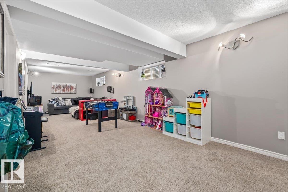 https://zimg.paragon.ice.com/ParagonImages/Property/PM/RAE/225423788/33/0/0/28173b2bf401588cbc7a8534f797cd68/1/2797dad0c73e9c4eb263ed2772f9b1a9/225423788-4a5a7721-a302-4708-aef6-ab75082dfba5.JPG