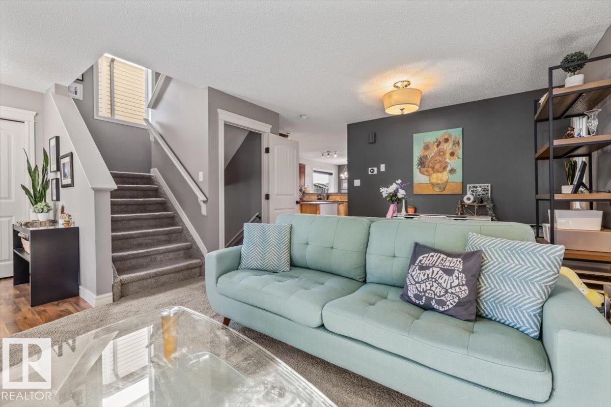 https://zimg.paragon.ice.com/ParagonImages/Property/PM/RAE/225423788/6/0/0/a8160f3748740535db4b1e07e4f5e886/1/2797dad0c73e9c4eb263ed2772f9b1a9/225423788-6ee9da20-927c-49d1-846b-f148ae0c0786.JPG