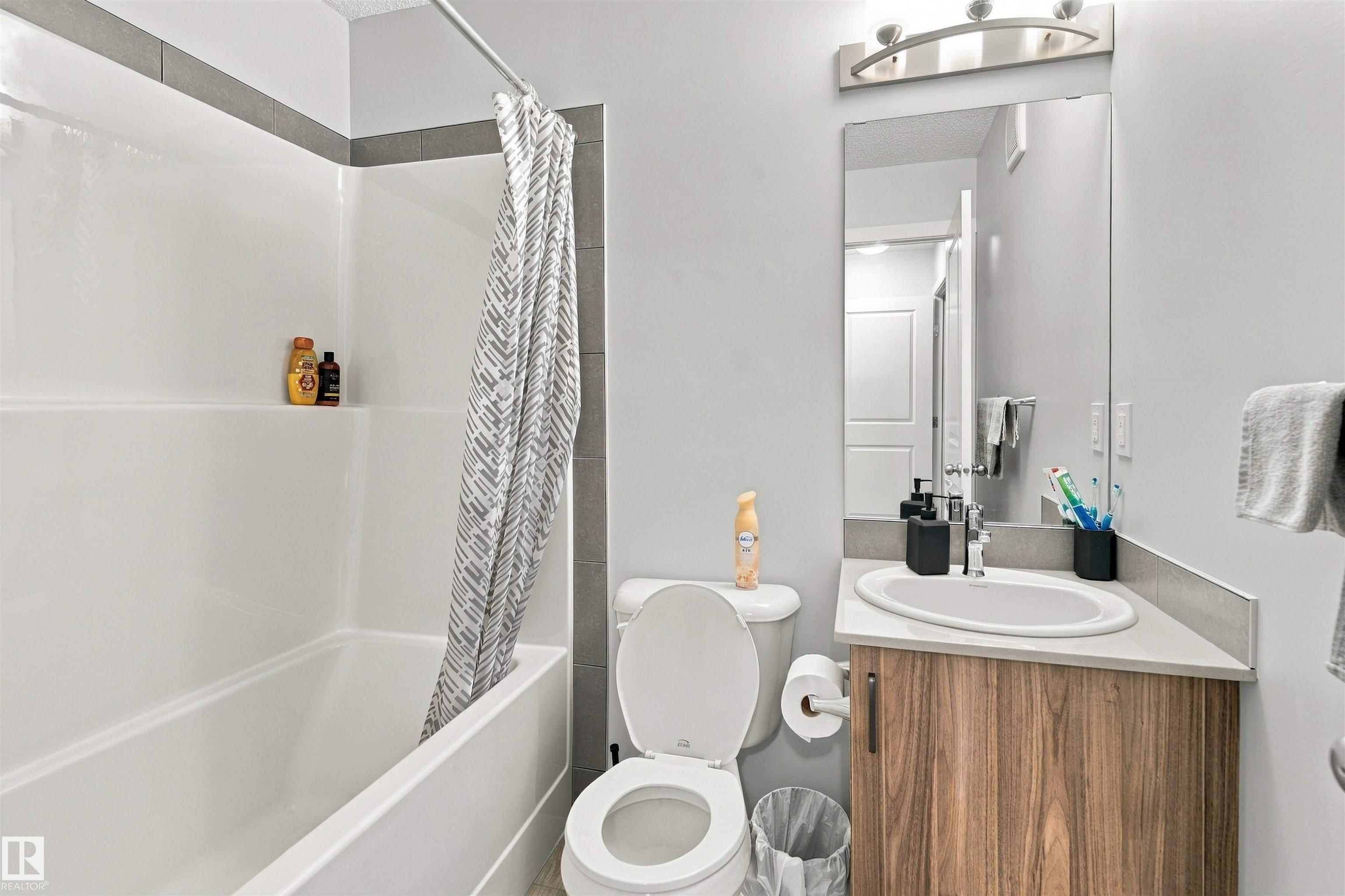 Photo 18 at 19611 28 Avenue NW, The Uplands, Edmonton