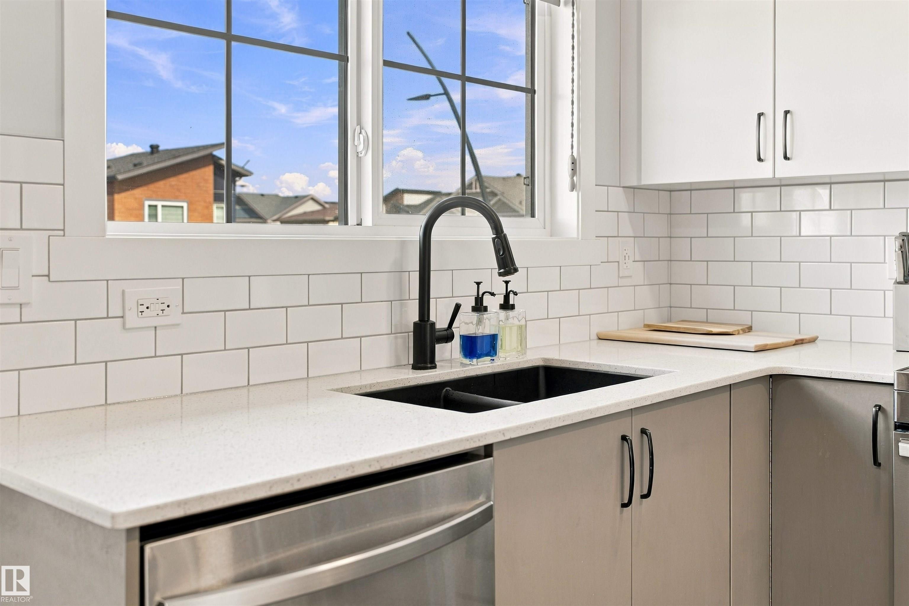 Photo 23 at 19611 28 Avenue NW, The Uplands, Edmonton