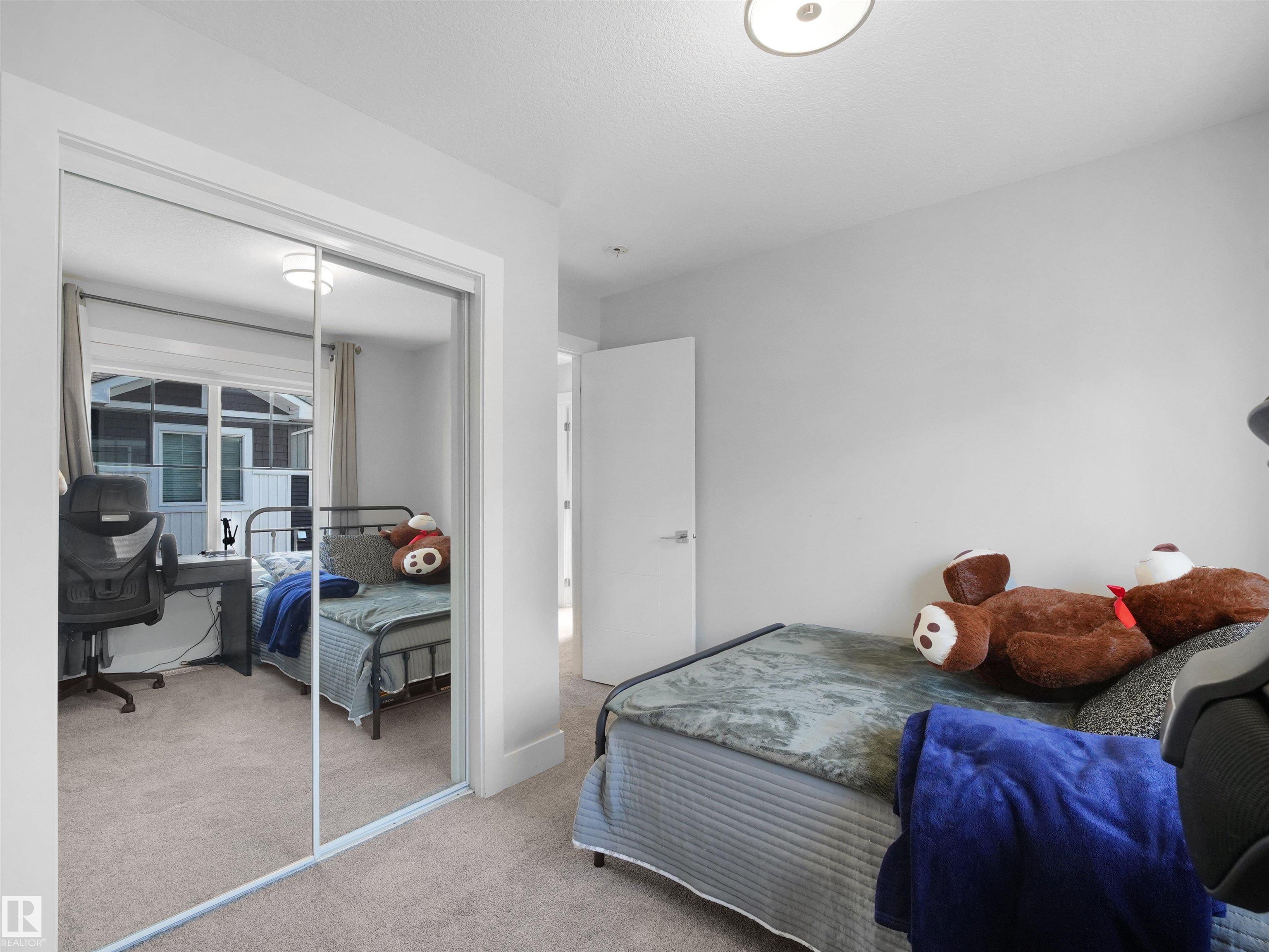 Photo 12 at 31 - 230 Edgemont Road NW, Edgemont, Edmonton