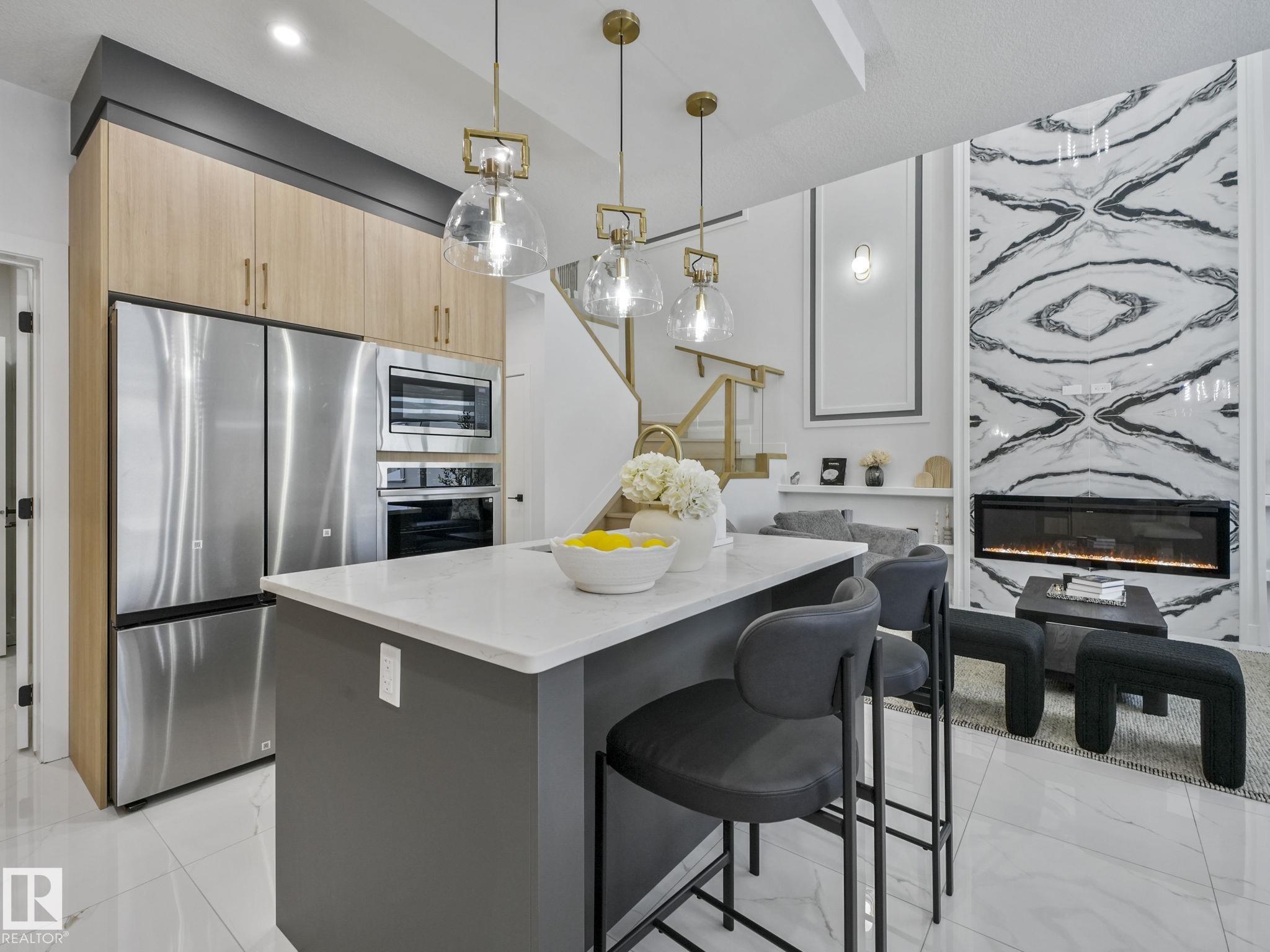 https://zimg.paragon.ice.com/ParagonImages/Property/PM/RAE/225423859/11/0/0/5fb531ec08862afb516e1dfa8578cf5a/1/86695579d901f6888613b796ffbd26d7/225423859-6d359d66-40be-49c0-9d6f-3117d3e28a11.JPG