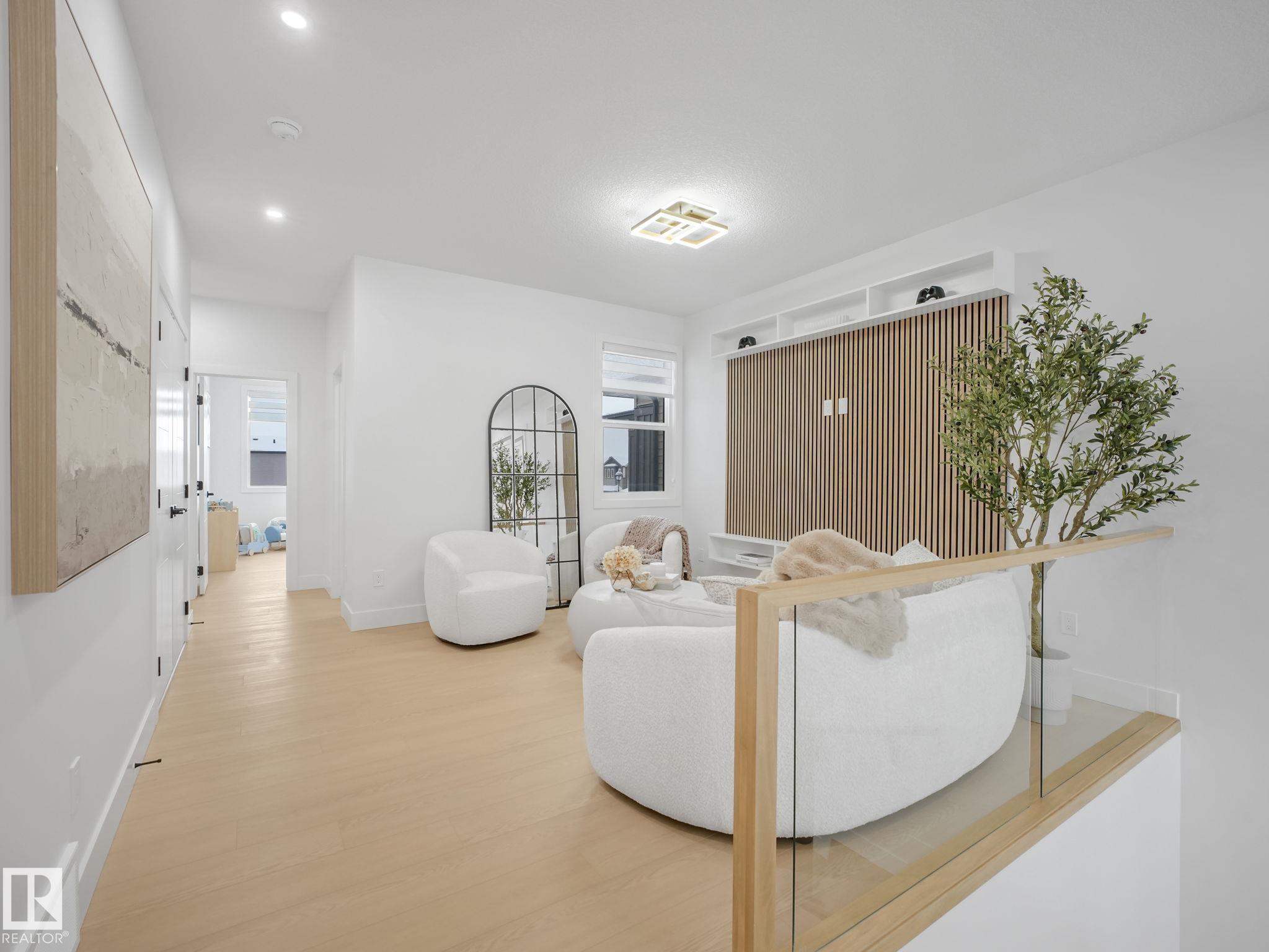 https://zimg.paragon.ice.com/ParagonImages/Property/PM/RAE/225423859/29/0/0/62db084206bc789962327452c661039b/1/86695579d901f6888613b796ffbd26d7/225423859-c76ca2e8-dd7e-4aab-bdf0-91e8e4097dfe.JPG