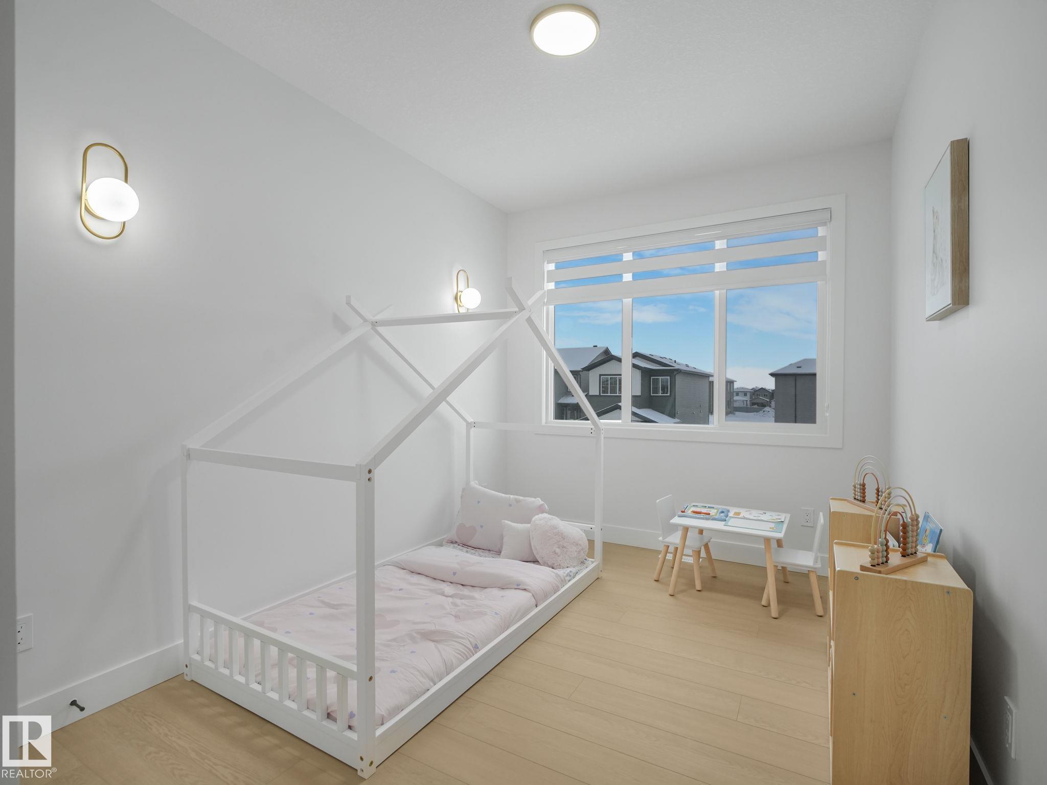 https://zimg.paragon.ice.com/ParagonImages/Property/PM/RAE/225423859/41/0/0/aa078026e7f2ba97990024ca45cddd04/1/86695579d901f6888613b796ffbd26d7/225423859-5861147c-0349-4631-be1b-cebb9bbd6e96.JPG
