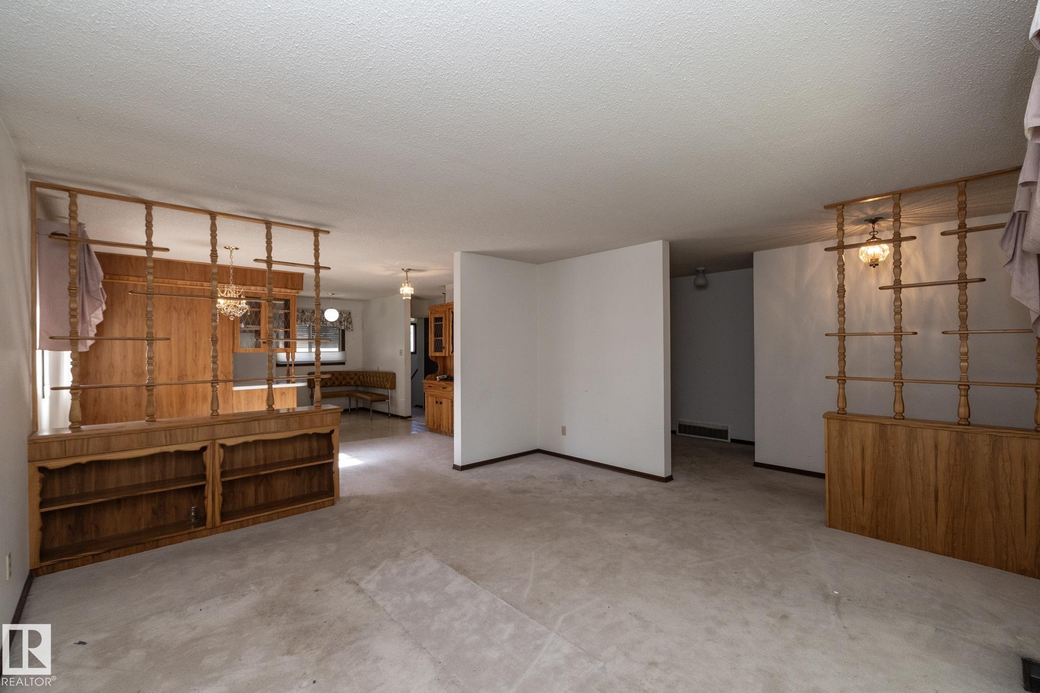 Photo 12 at 11322 52 Street NW, Highlands, Edmonton