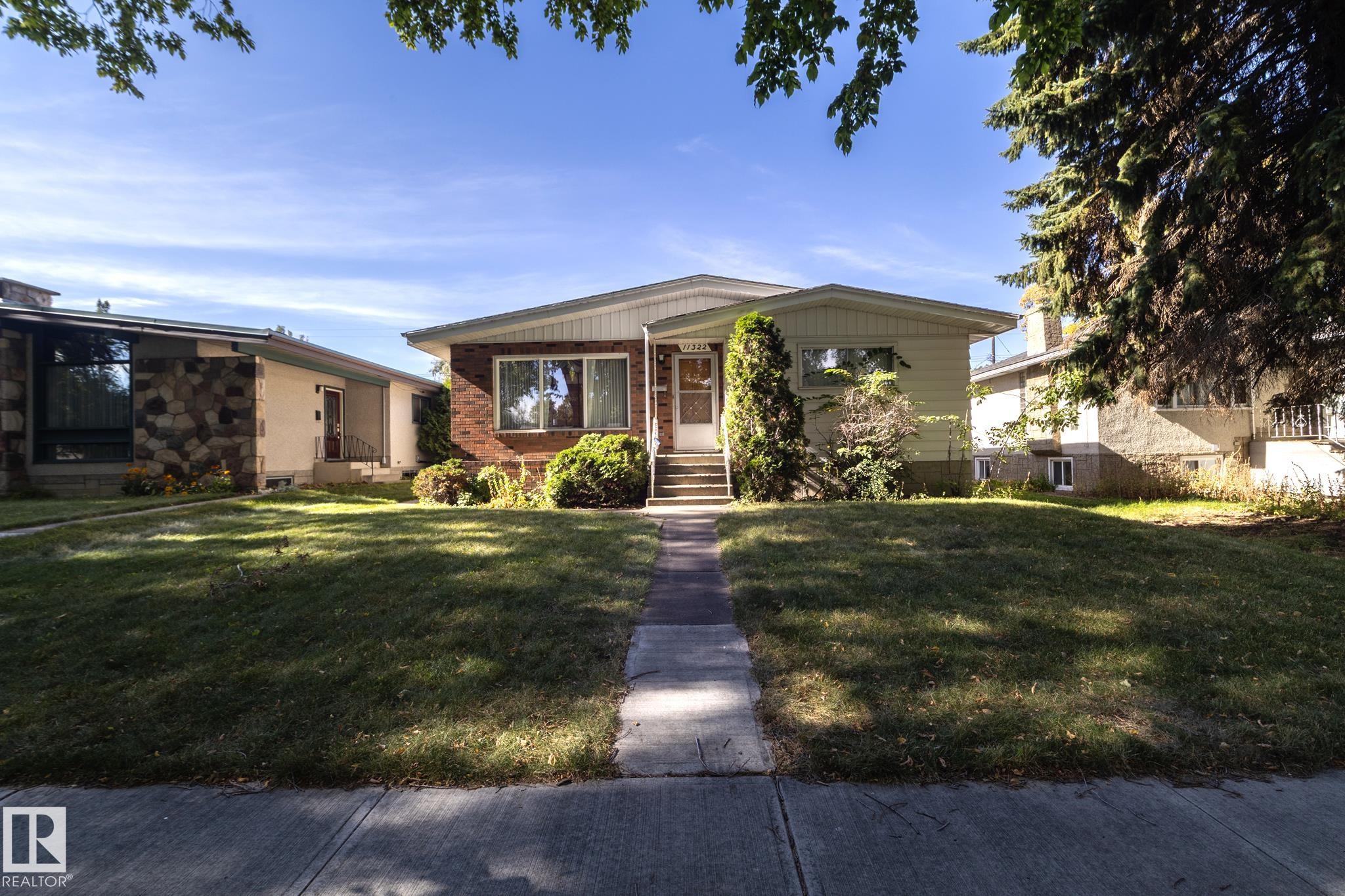11322 52 Street NW, Highlands, Edmonton