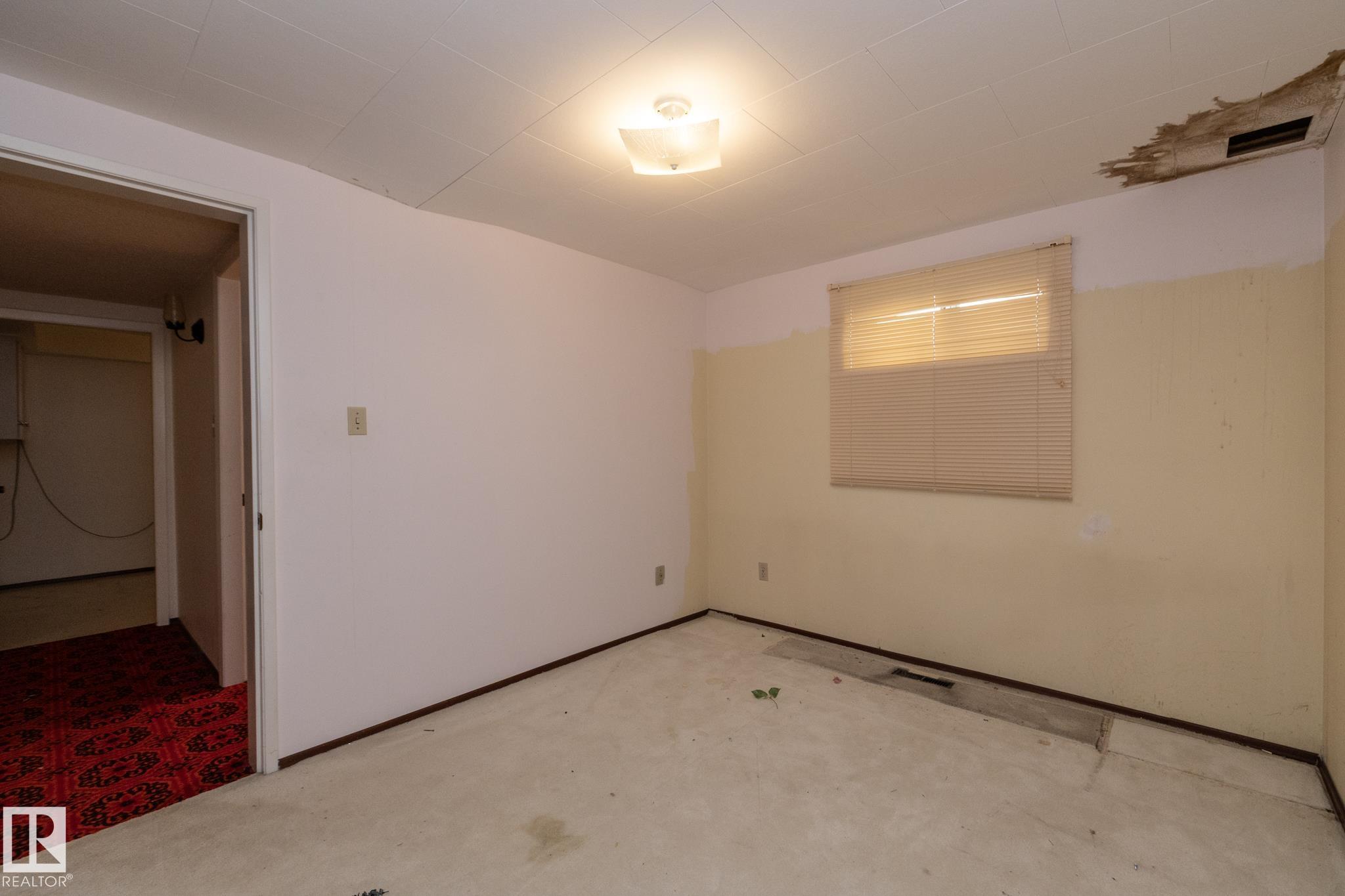 Photo 46 at 11322 52 Street NW, Highlands, Edmonton