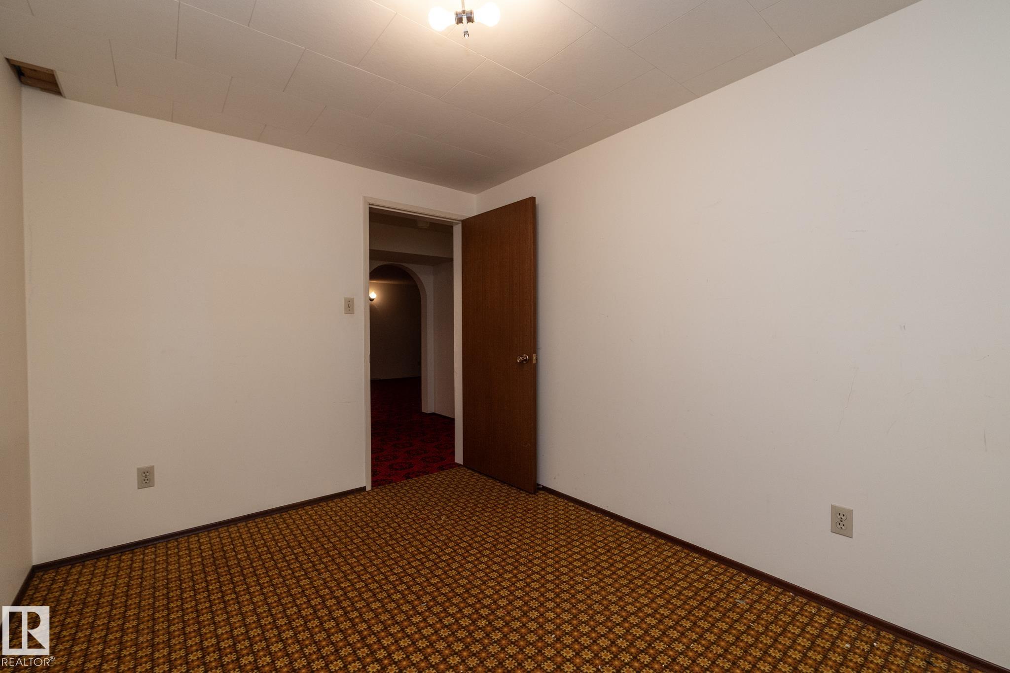 Photo 51 at 11322 52 Street NW, Highlands, Edmonton