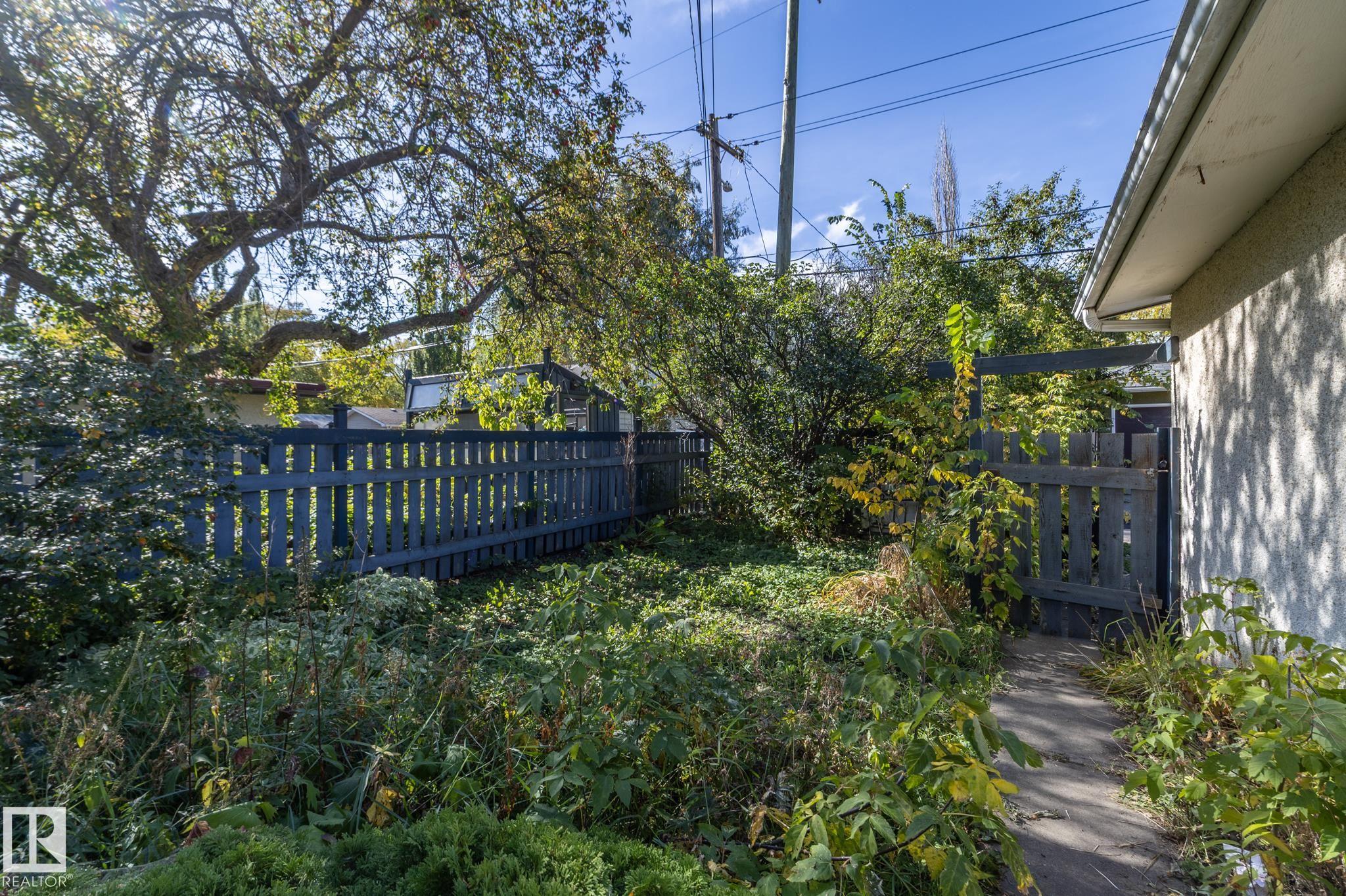 Photo 65 at 11322 52 Street NW, Highlands, Edmonton
