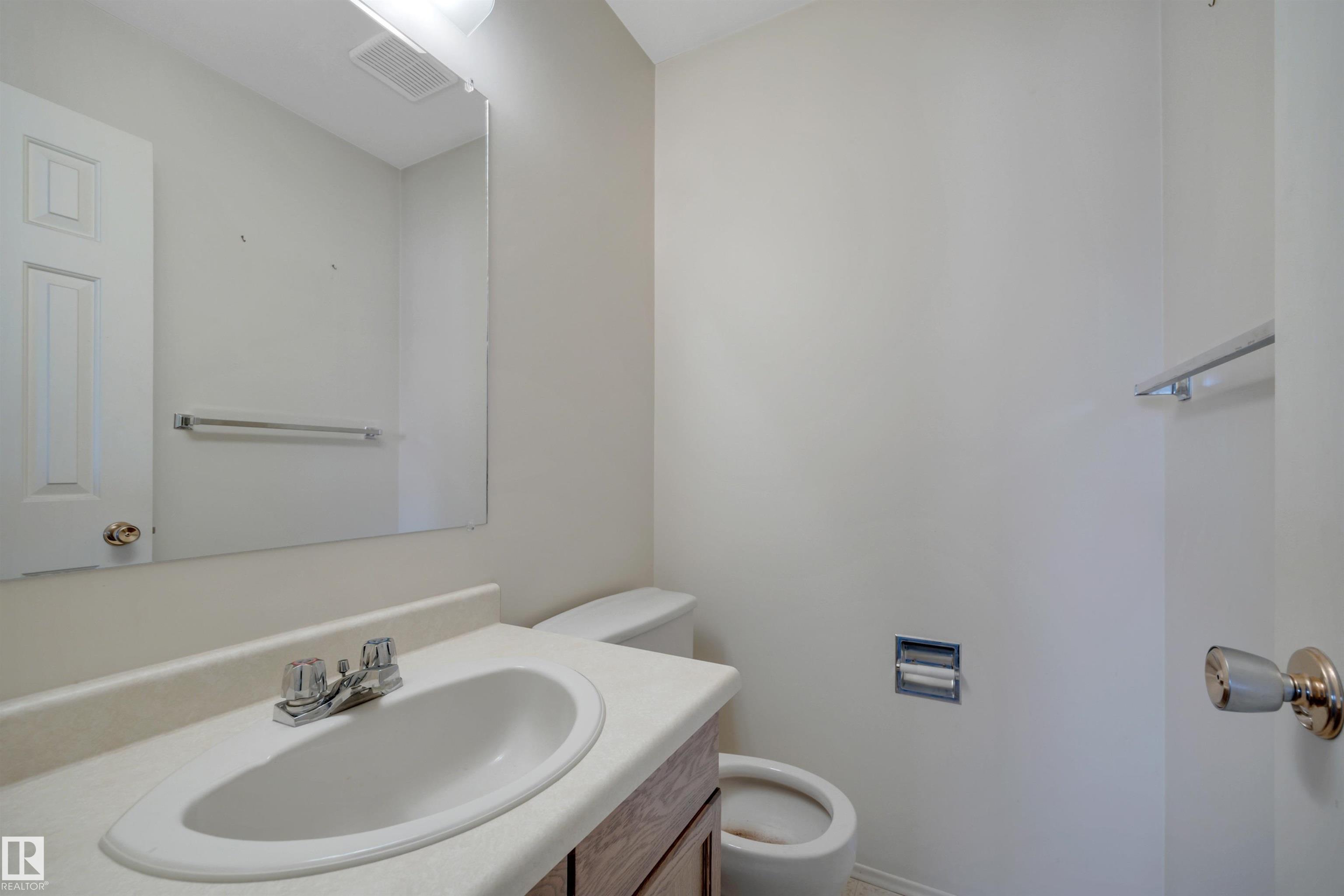 Photo 13 at 14819 35 Street NW, Kirkness, Edmonton