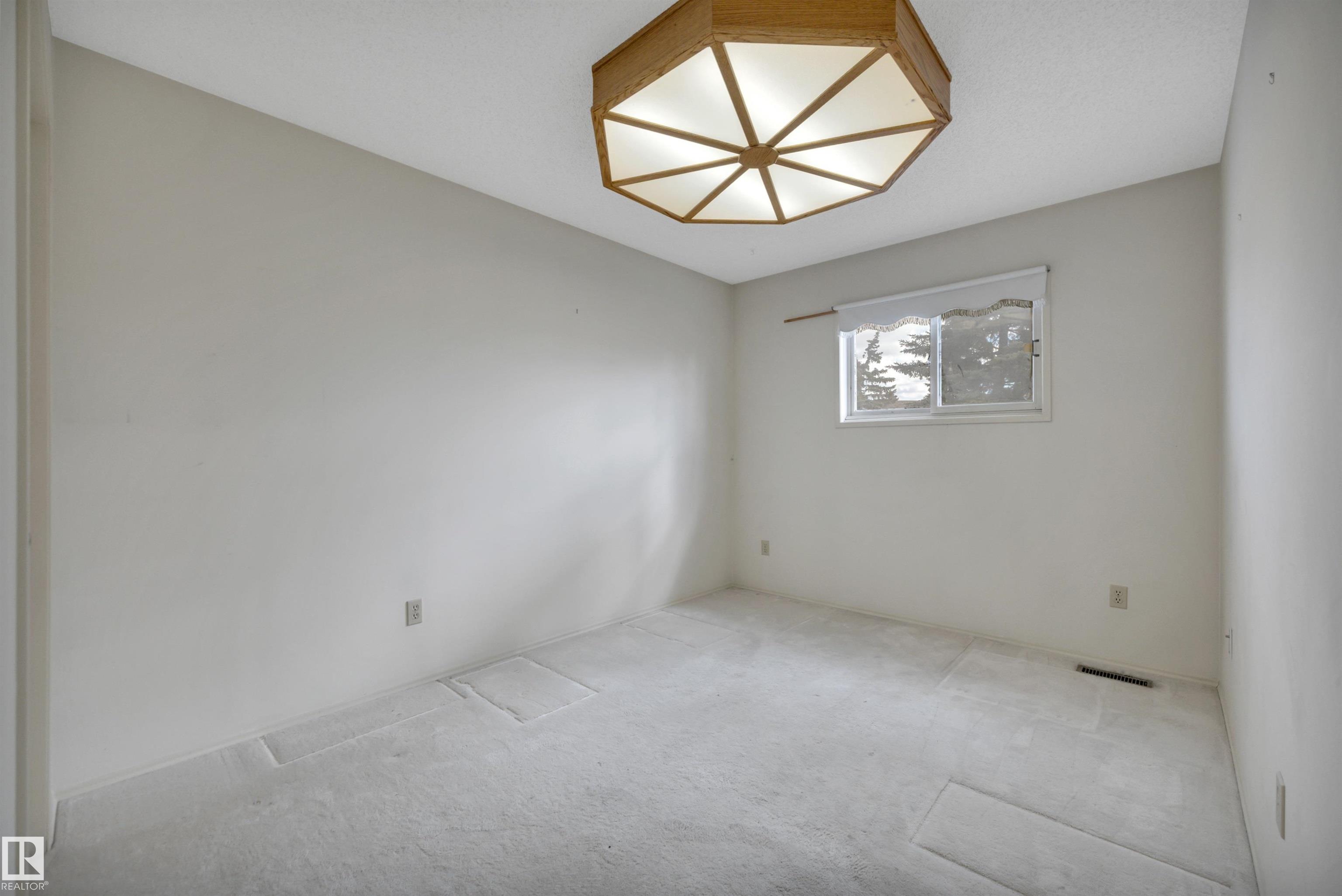 Photo 14 at 14819 35 Street NW, Kirkness, Edmonton