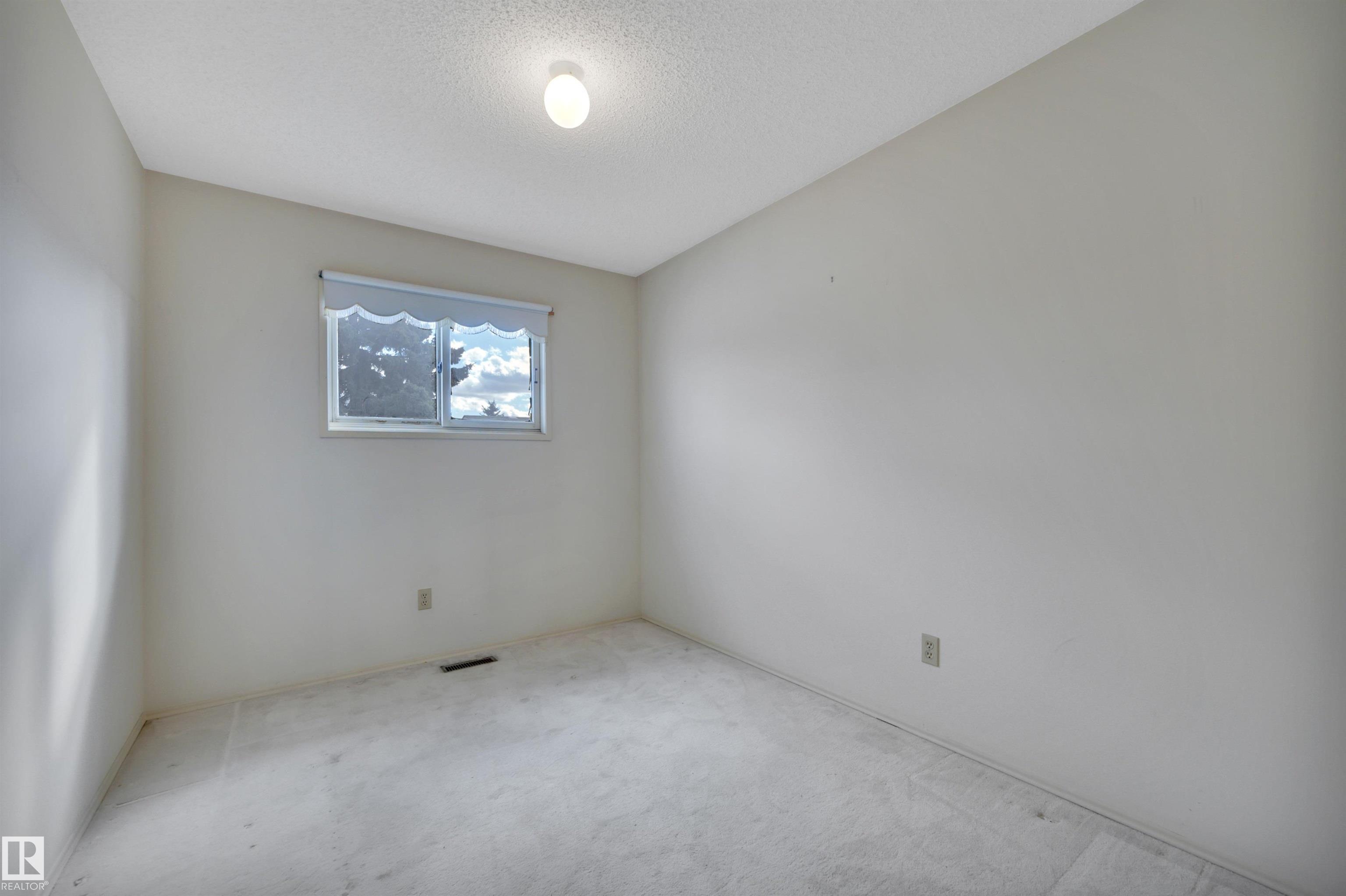 Photo 16 at 14819 35 Street NW, Kirkness, Edmonton