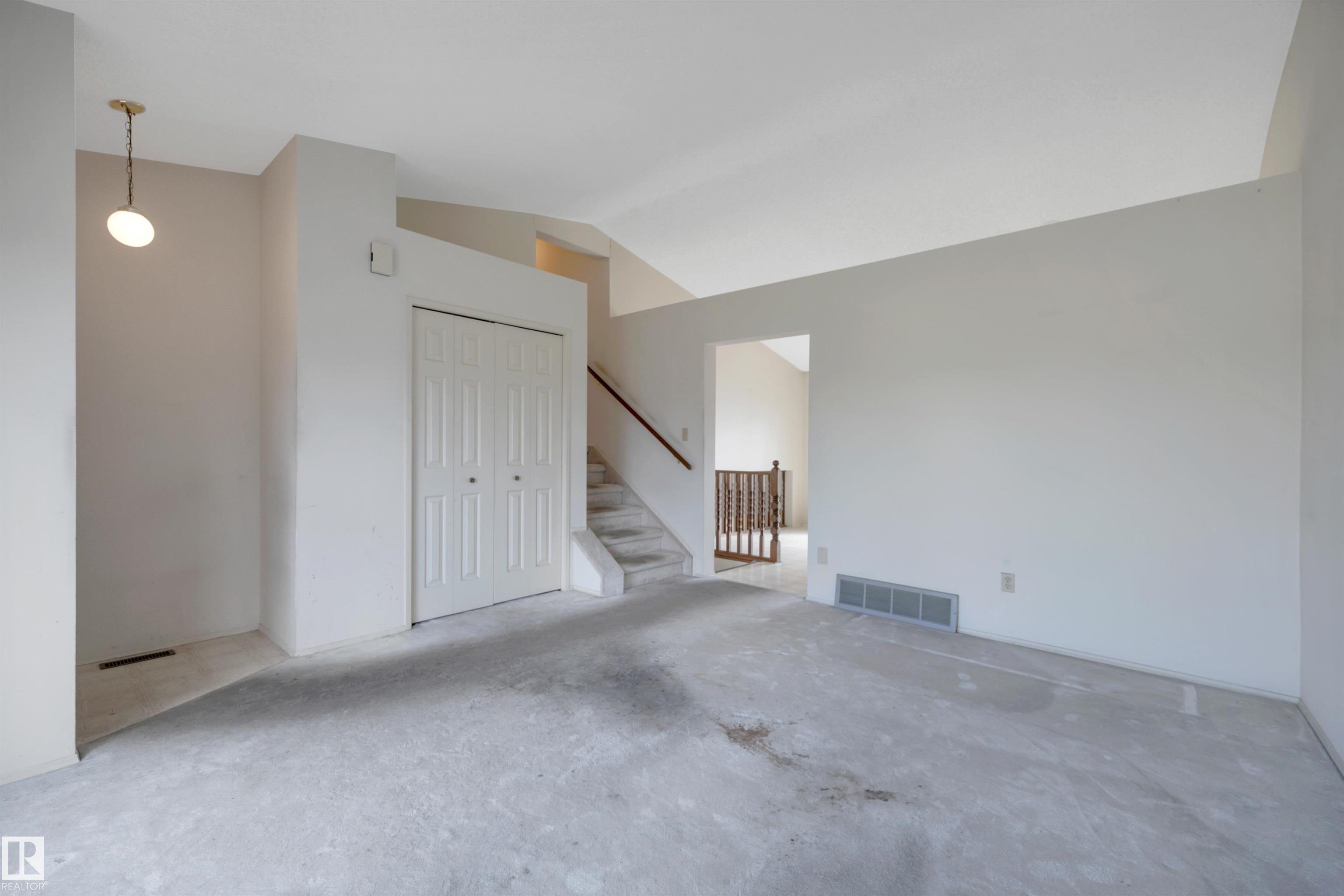 Photo 7 at 14819 35 Street NW, Kirkness, Edmonton
