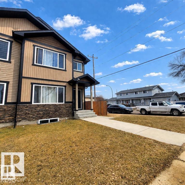Photo 15 at 11903 37 Street NW, Beacon Heights, Edmonton