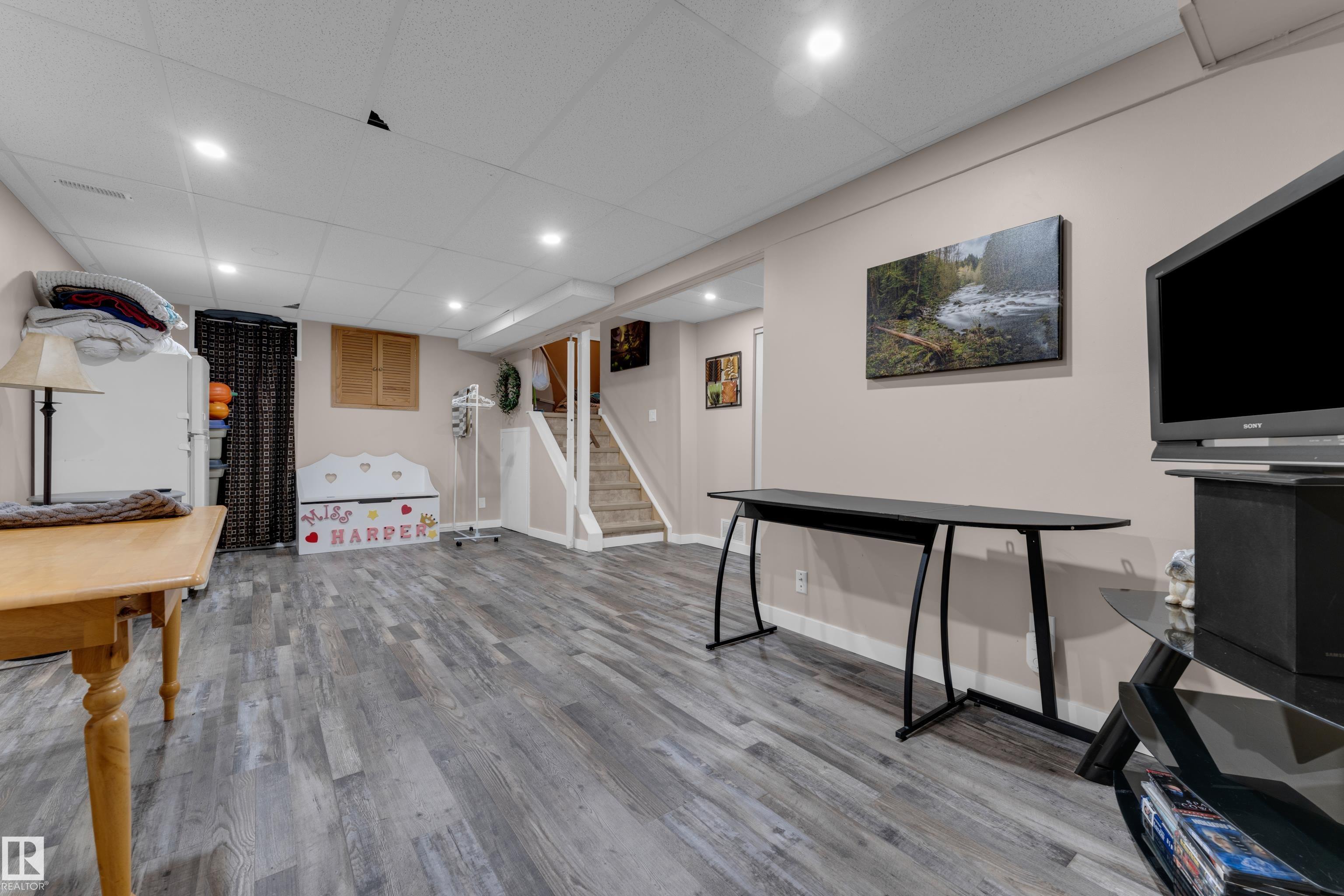 Photo 31 at 1920 145 Avenue NW, Fraser, Edmonton