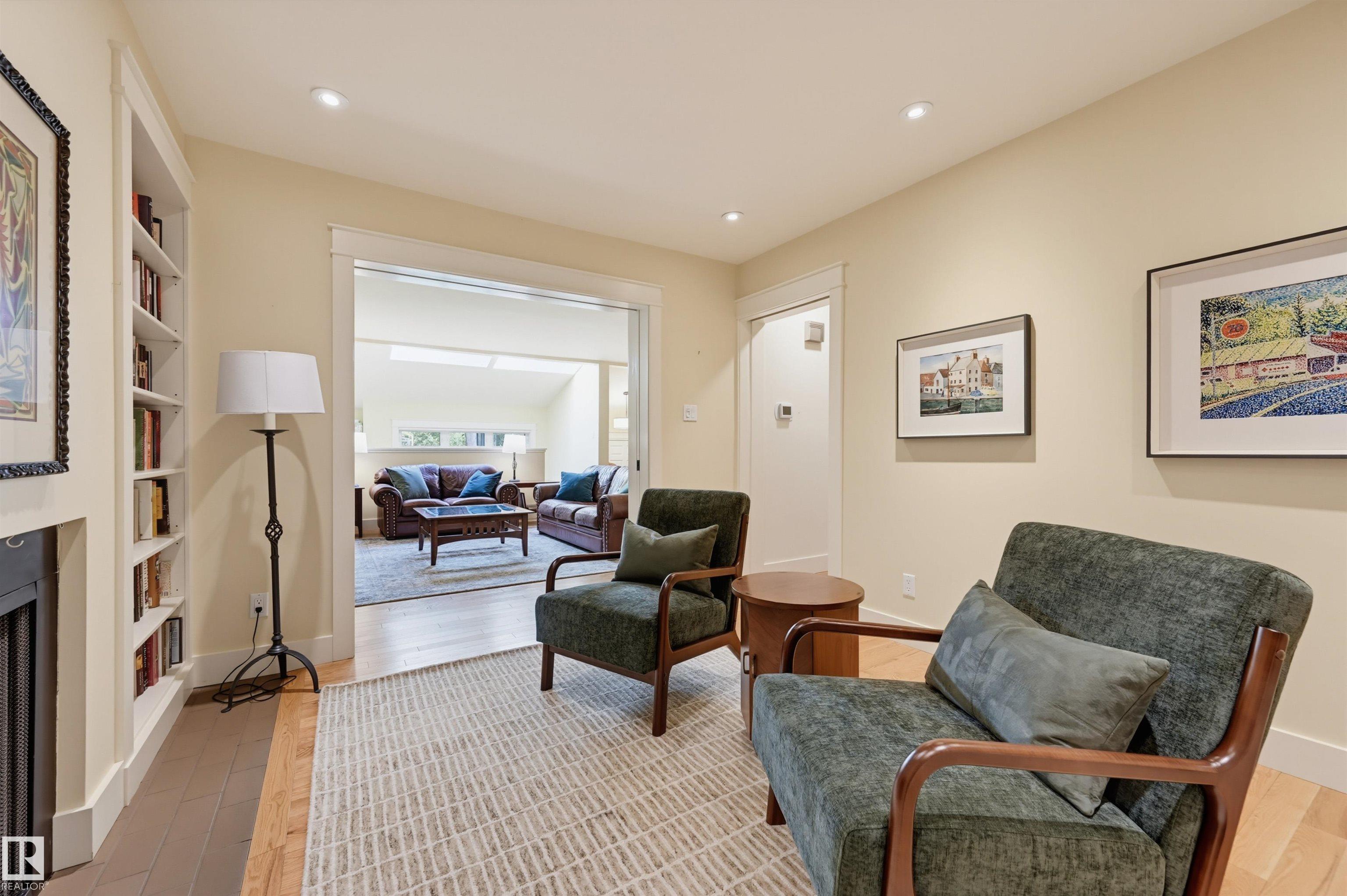 https://zimg.paragon.ice.com/ParagonImages/Property/PM/RAE/225423986/7/0/0/6bdd34f02dc28079b6dcad86aa49ea77/1/ff40e9343fba2ae884328a71fa509111/225423986-072c6e62-30d9-496c-9e94-59dd9e4e177b.JPG