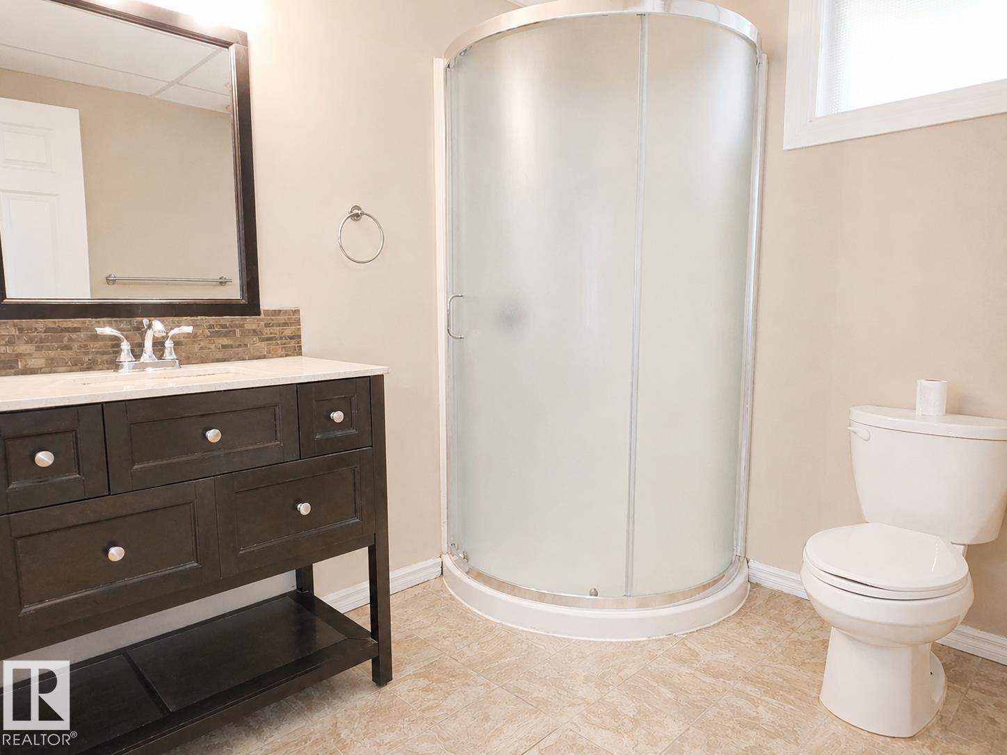 https://zimg.paragon.ice.com/ParagonImages/Property/PM/RAE/225424035/14/0/0/e07cd55d6ab73a12bb543efea9fe7967/1/07e2331ce9dce76f5003967c575ce73f/225424035-FA552E65-A0F4-4BF8-B734-7700AAB7A3CB.JPG