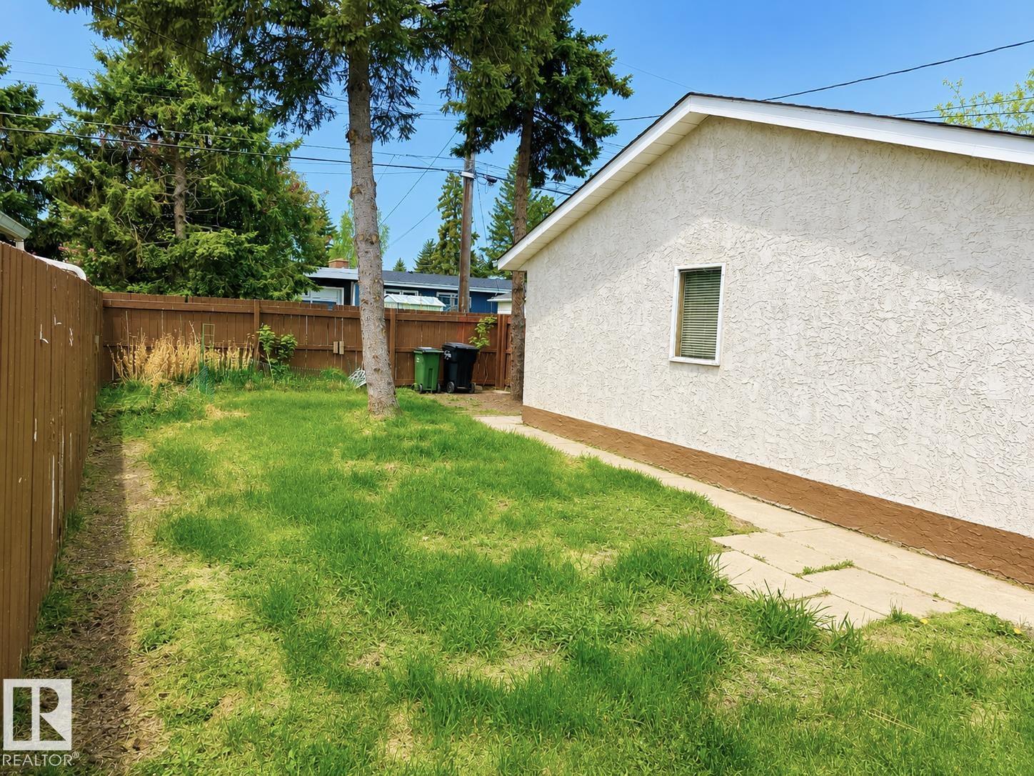 https://zimg.paragon.ice.com/ParagonImages/Property/PM/RAE/225424035/15/0/0/8a19de79600a968166fe4cf0ae78aaca/1/07e2331ce9dce76f5003967c575ce73f/225424035-E6214491-7F26-4D89-B93F-A739DD38F09F.JPG