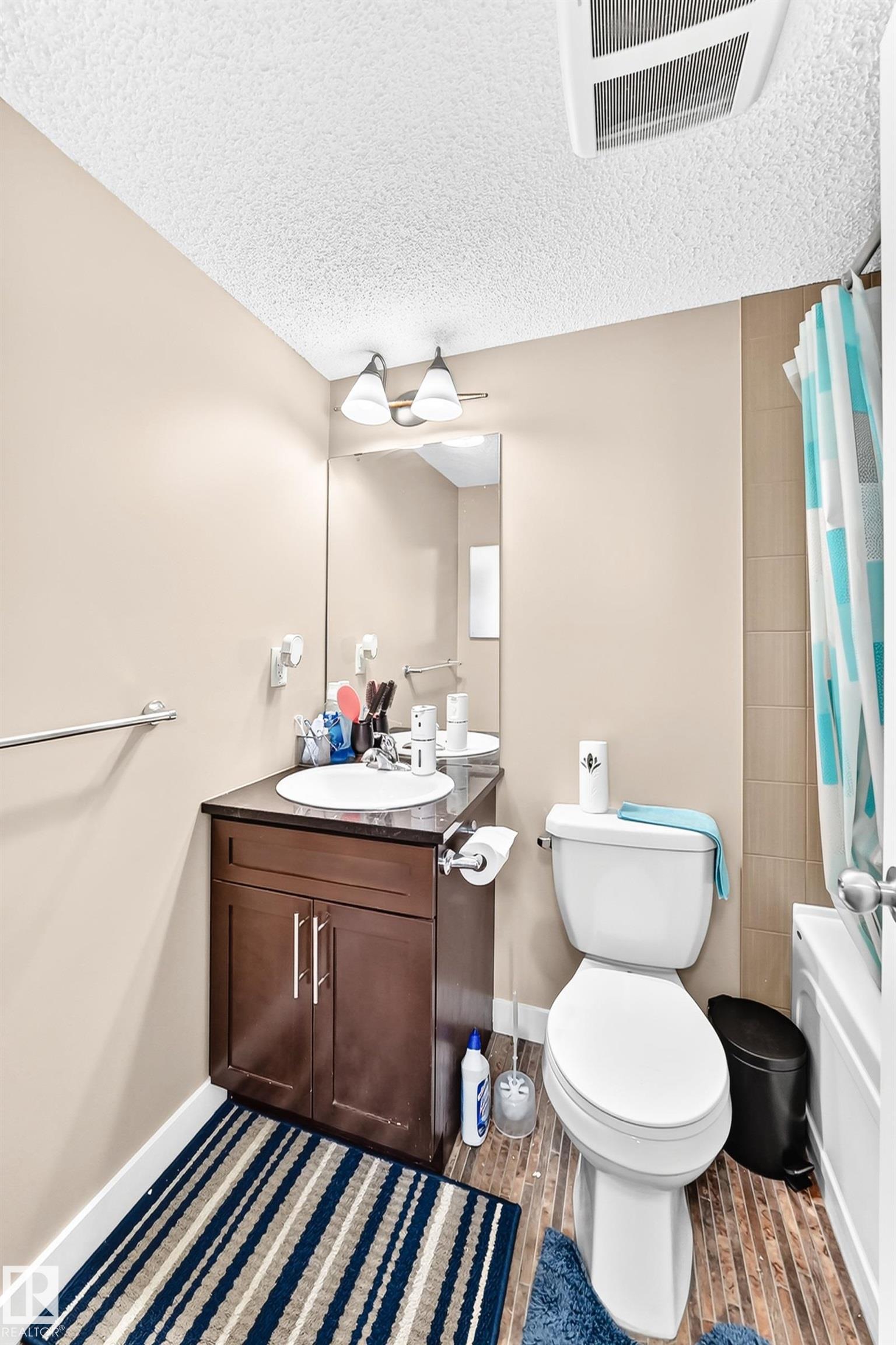 https://zimg.paragon.ice.com/ParagonImages/Property/PM/RAE/225424041/14/0/0/cebaf17b8a3cb93651a7337e57c12492/1/8af1504904f271e760244020fe948591/225424041-2150a1cf-6aeb-4e66-b977-dd2dde80bd5d.JPG