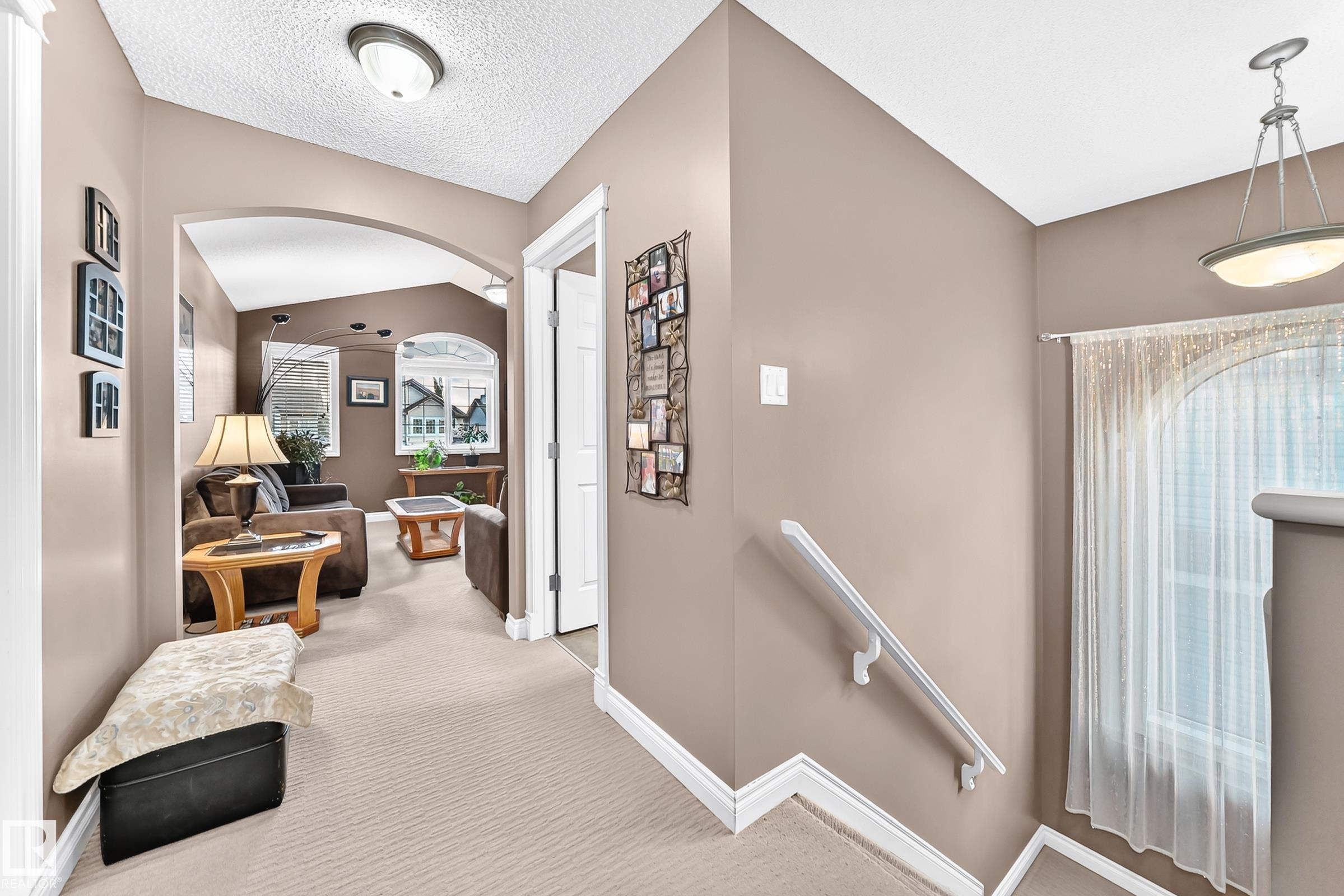 https://zimg.paragon.ice.com/ParagonImages/Property/PM/RAE/225424068/31/0/0/066ef411d2cde70ad7e4da8bd8876e8e/1/8a752783f73a67e908489ba0f52d8e00/225424068-3bd4d3e3-af8f-4afe-b7af-28c074275a29.JPG