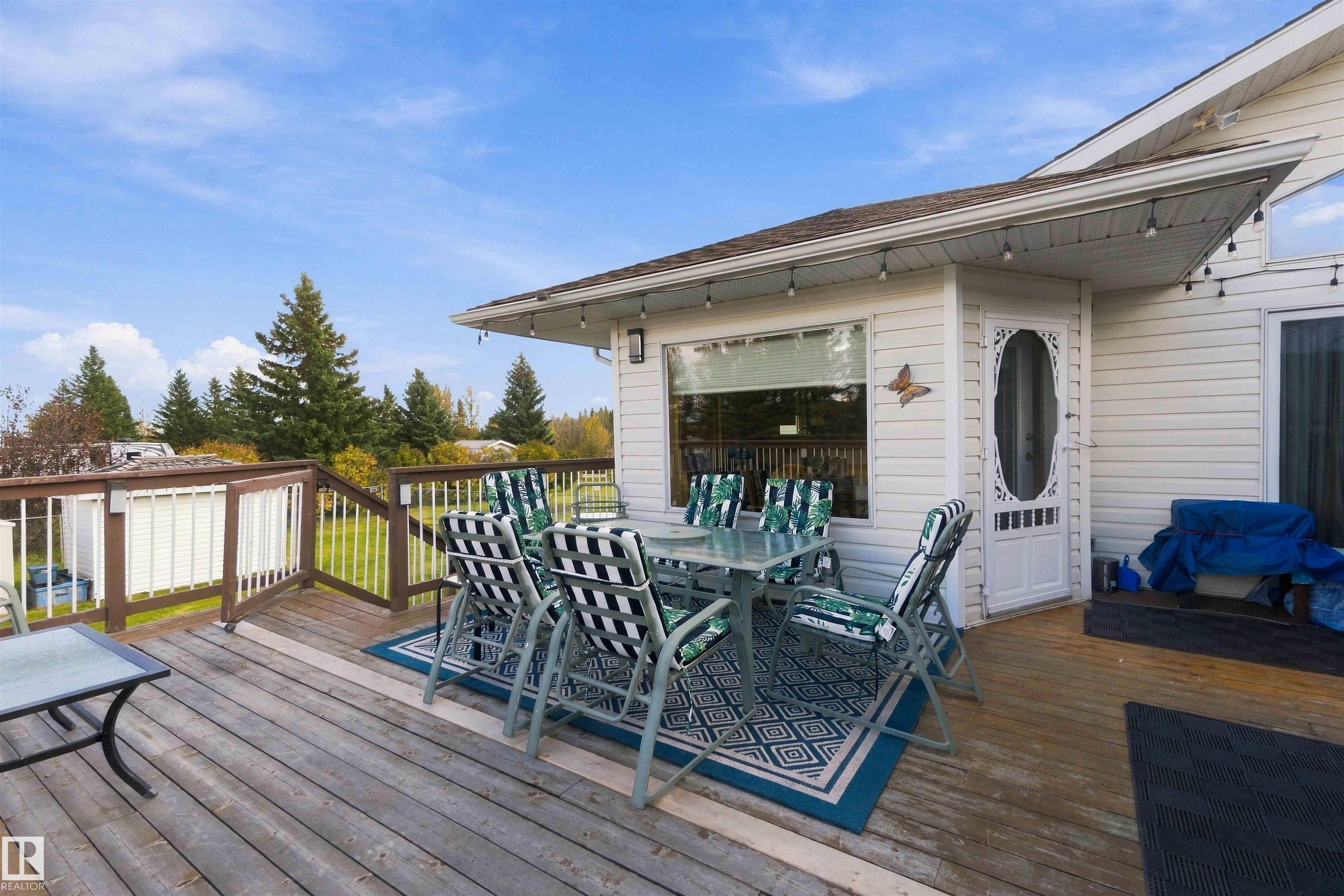 Photo 61 at 16, 56019 Rge Rd 230, Casa Vista, Rural Sturgeon County