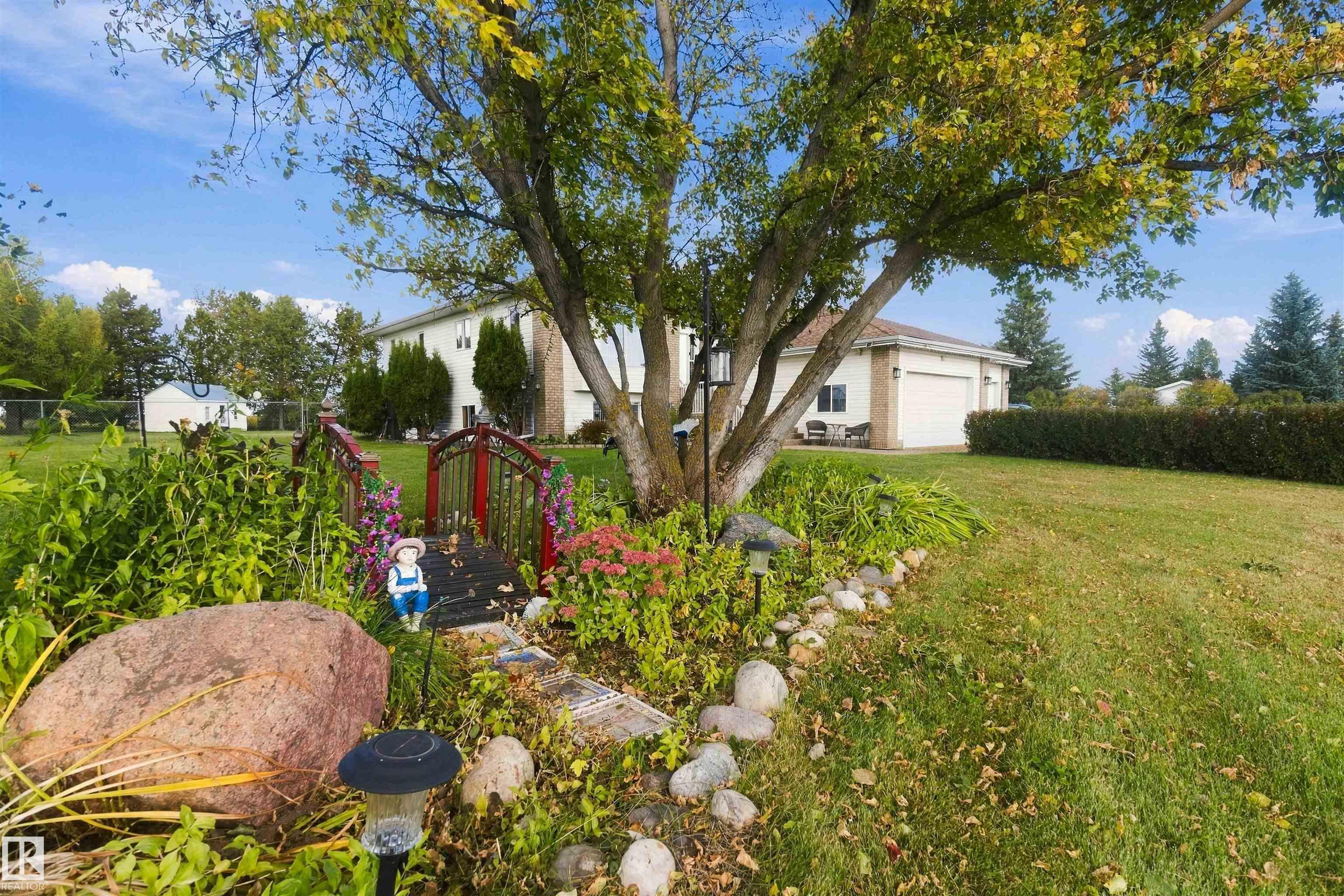 Photo 67 at 16, 56019 Rge Rd 230, Casa Vista, Rural Sturgeon County