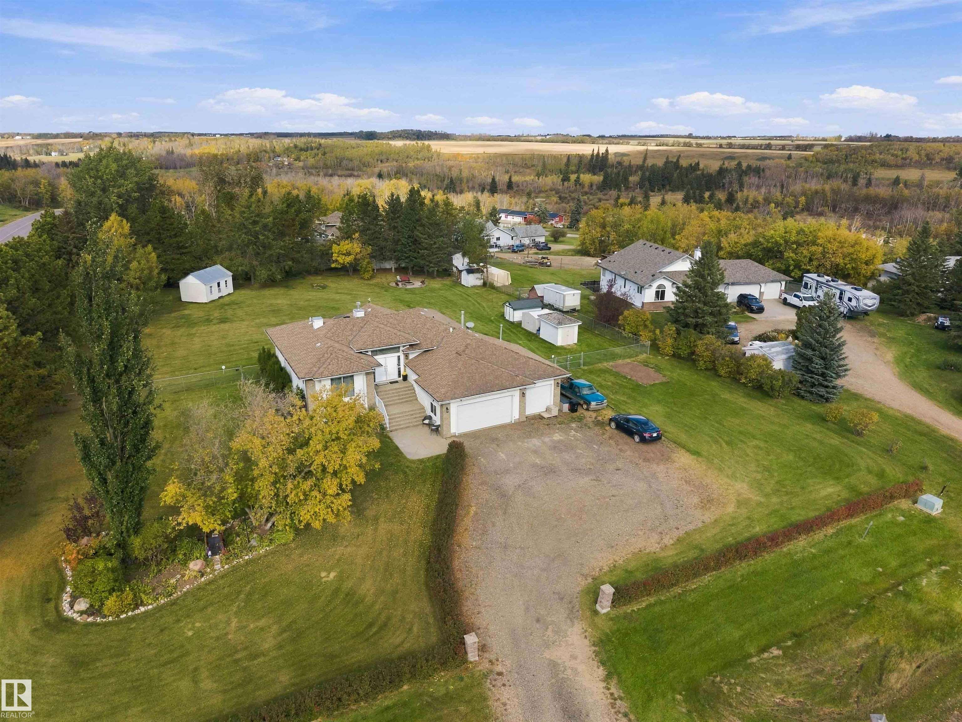 Photo 69 at 16, 56019 Rge Rd 230, Casa Vista, Rural Sturgeon County