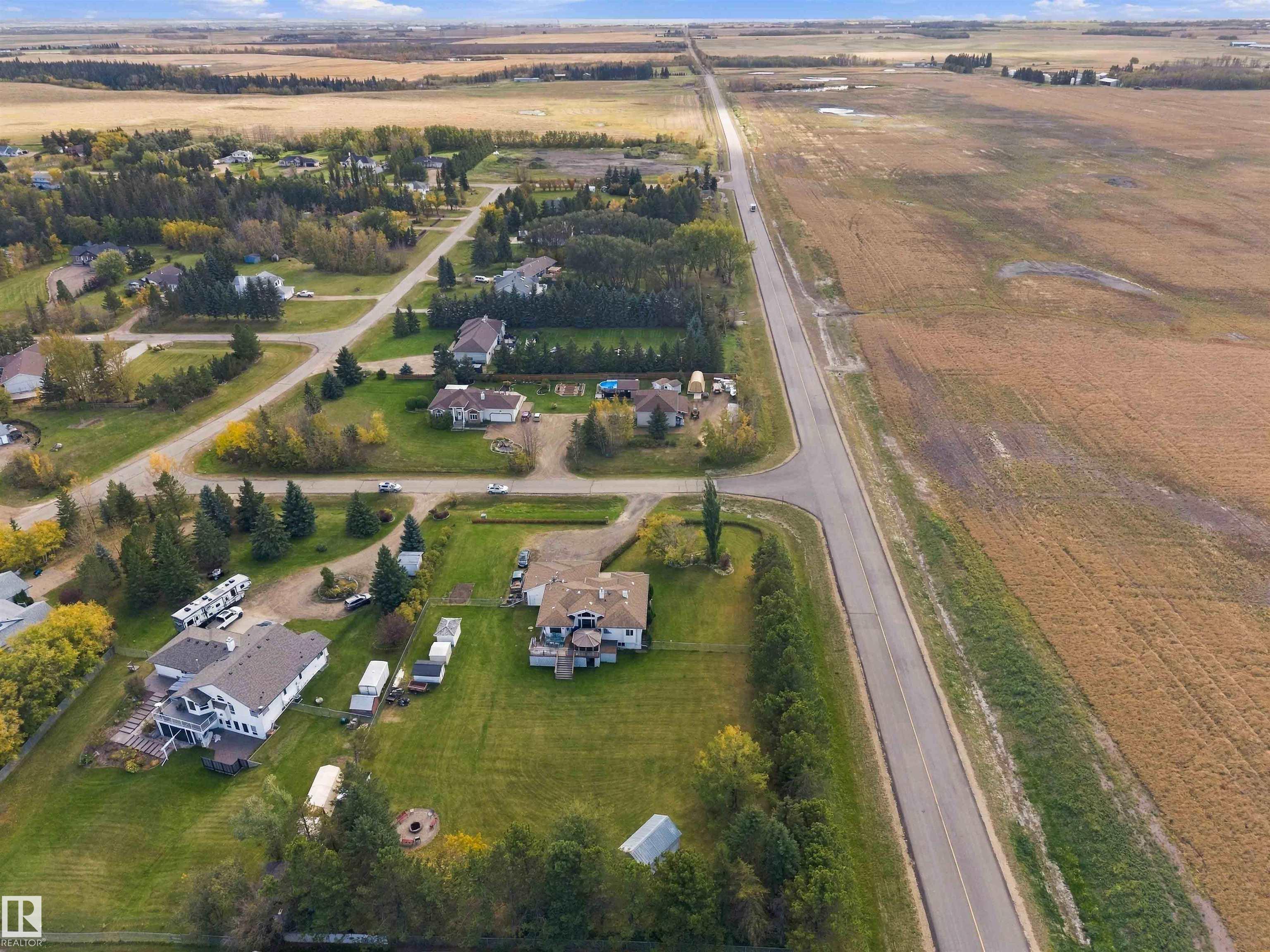 Photo 74 at 16, 56019 Rge Rd 230, Casa Vista, Rural Sturgeon County