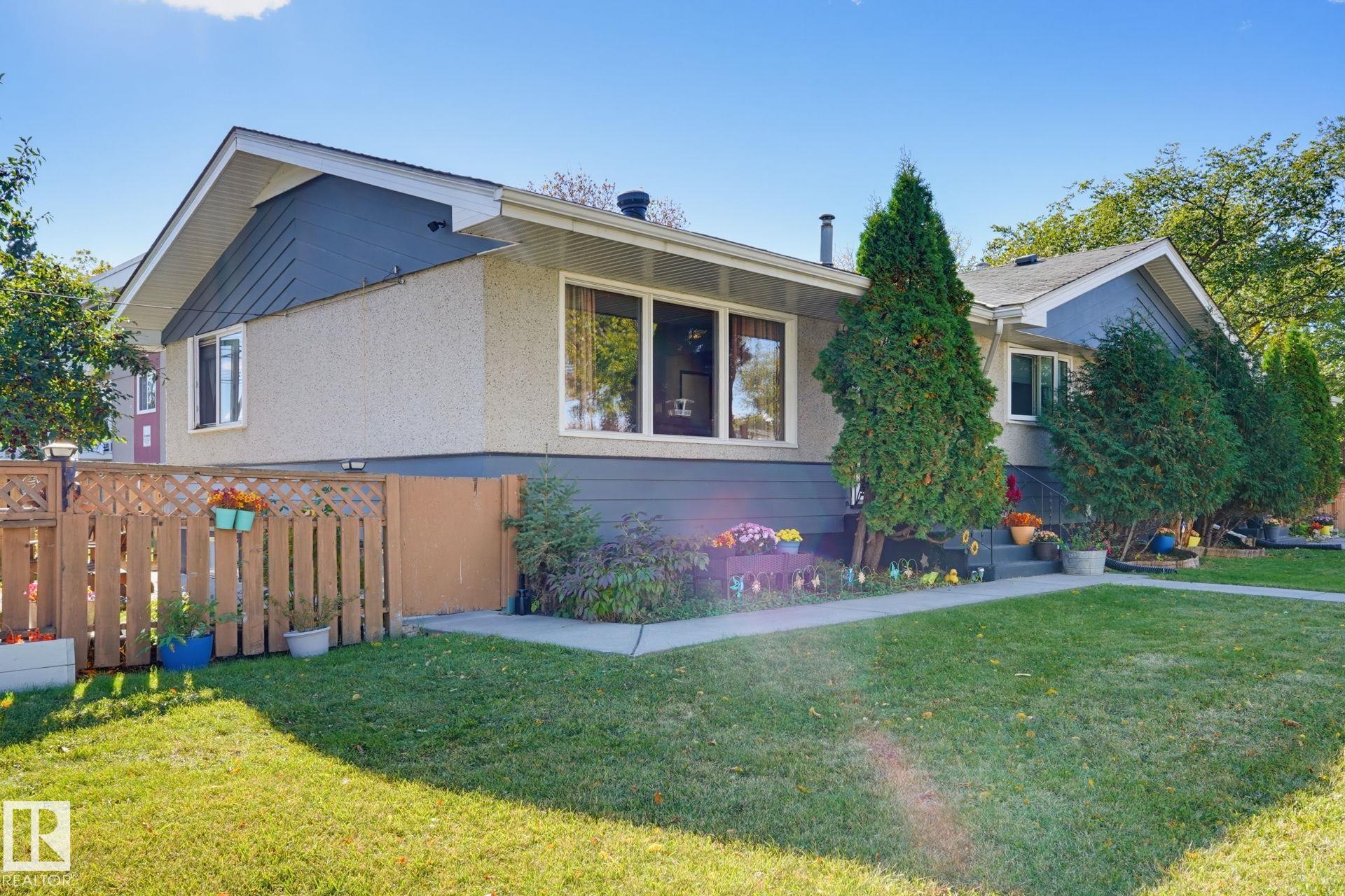 Picture for 10207 &amp; 10209 120 AV NW