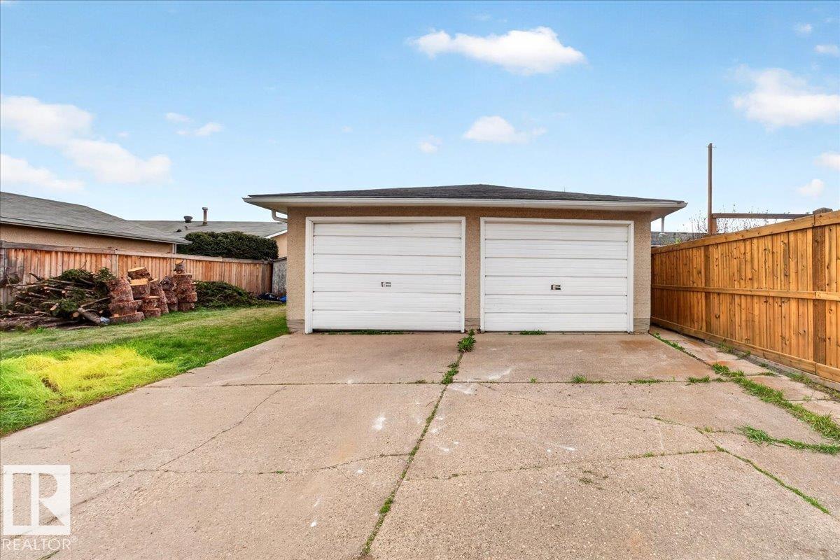 https://zimg.paragon.ice.com/ParagonImages/Property/PM/RAE/225424147/28/0/0/023a13ee1aac40d904c23e33b938edde/1/84812afe53ea9560c31f78e00c213b8d/225424147-D972035A-A683-48FE-857F-F671800D58FF.JPG
