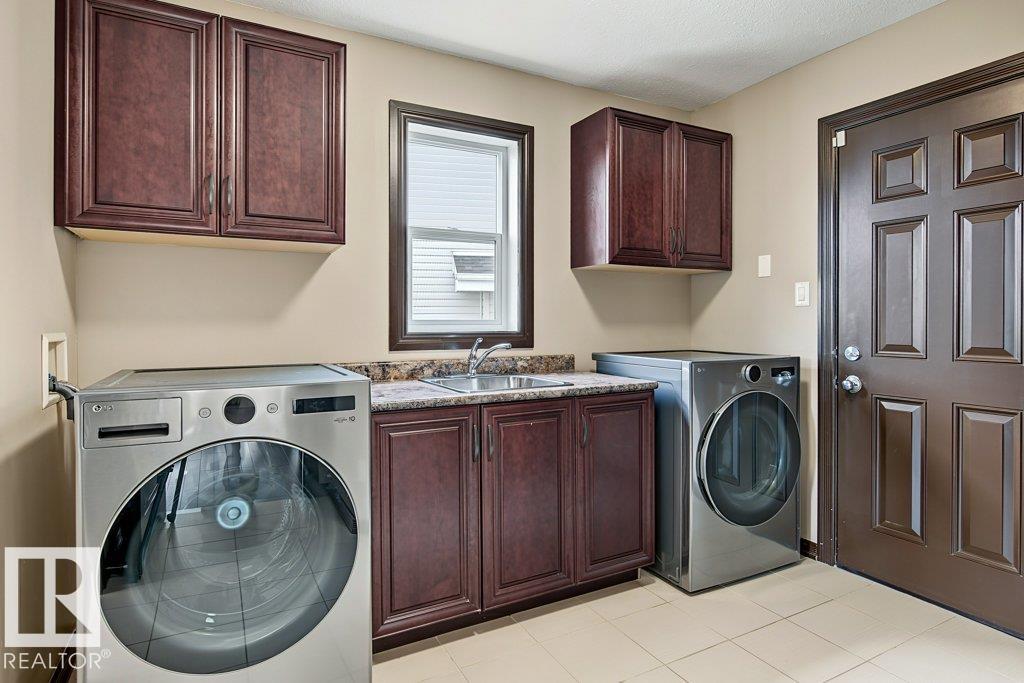 Photo 17 at 858 Hodgins Road NW, The Hamptons, Edmonton
