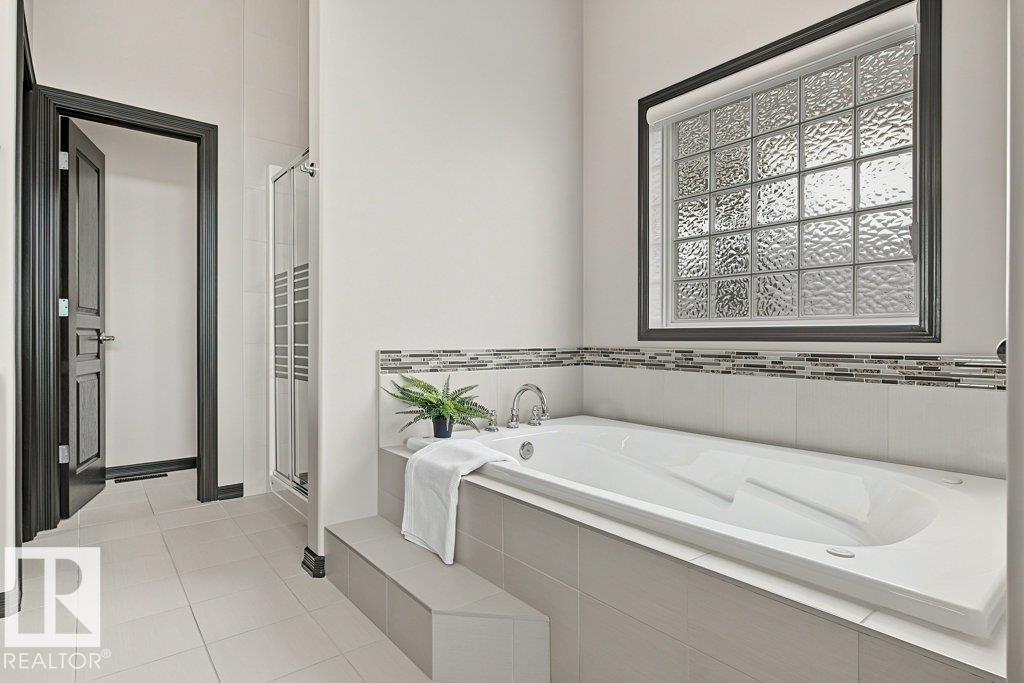 Photo 23 at 858 Hodgins Road NW, The Hamptons, Edmonton