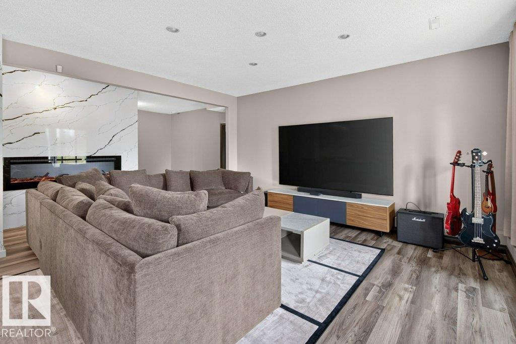 Photo 36 at 858 Hodgins Road NW, The Hamptons, Edmonton